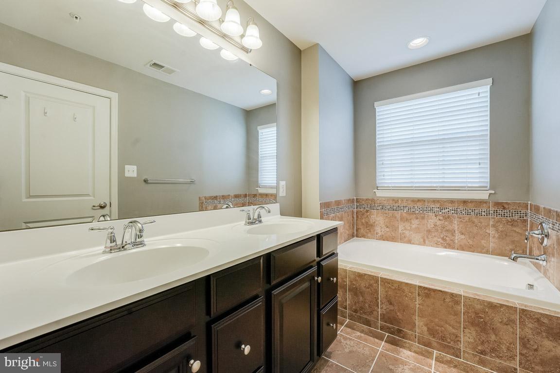 ST CHARLES SUB - FIELDSIDE - Residential