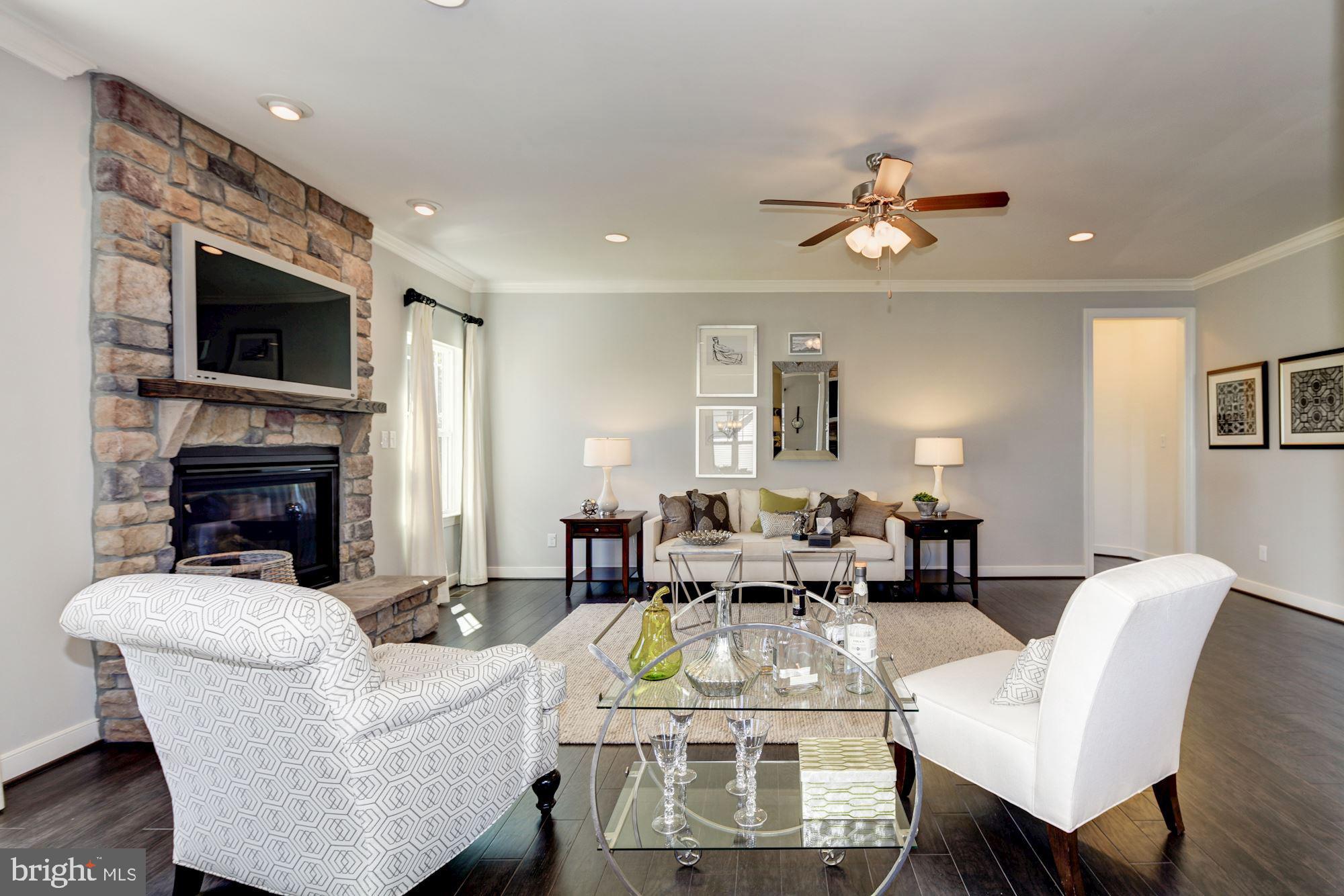 PELHAM PLACE - Residential