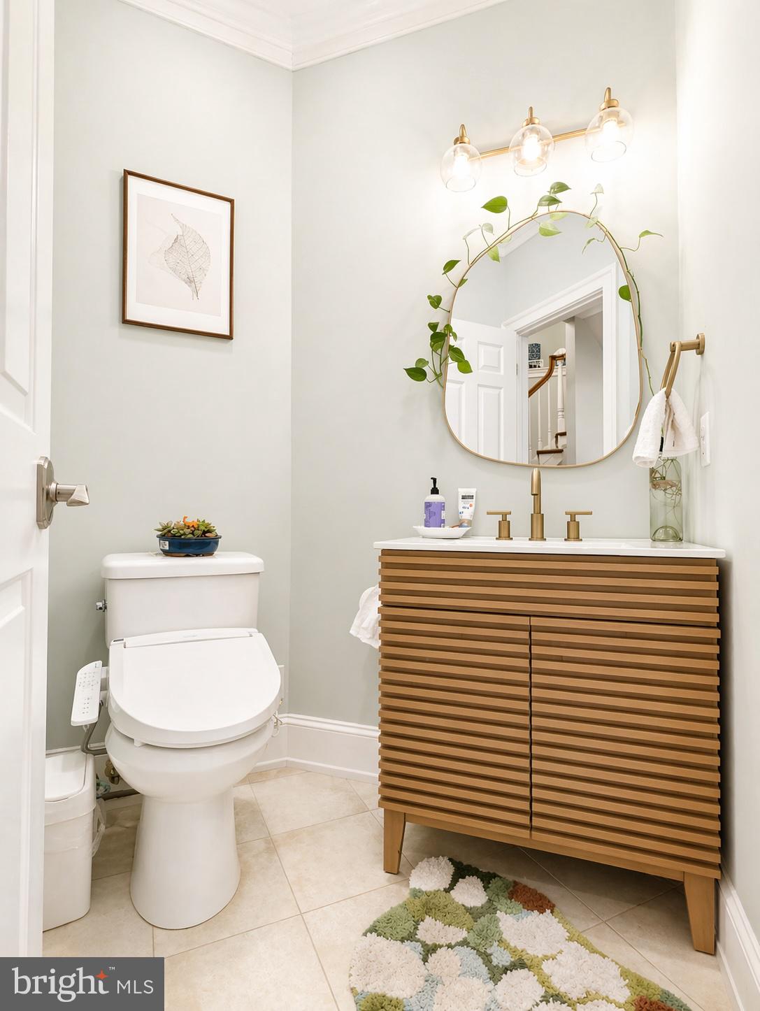 MAYFAIR OF MCLEAN - Residential