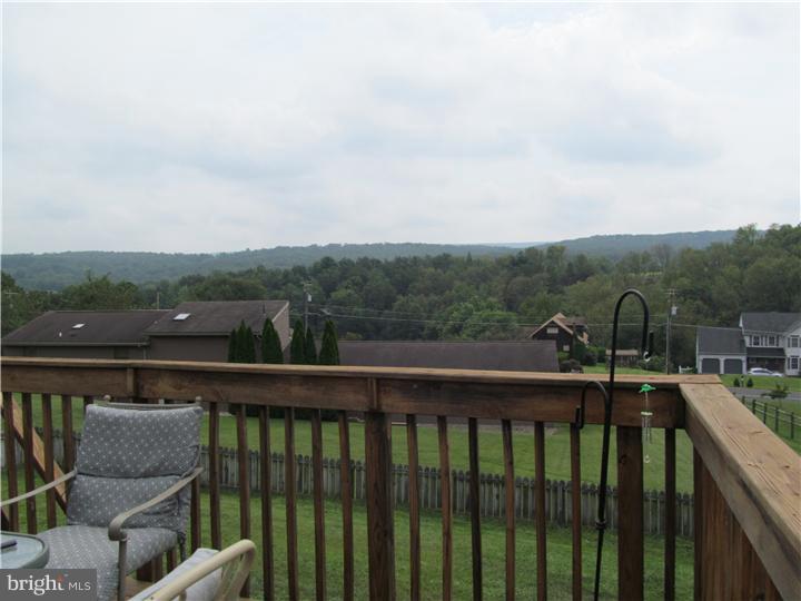 LAKE WYNONAH - Residential