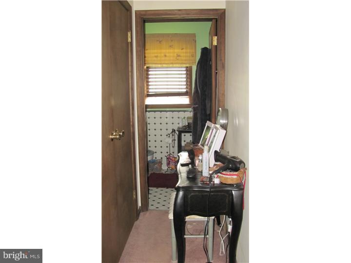 LAKE WYNONAH - Residential