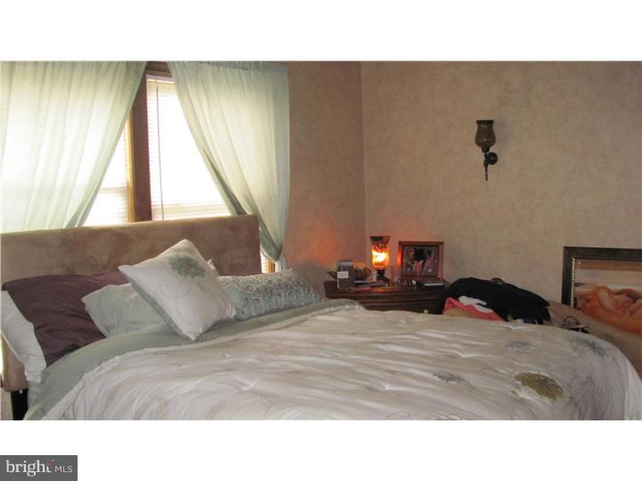 LAKE WYNONAH - Residential