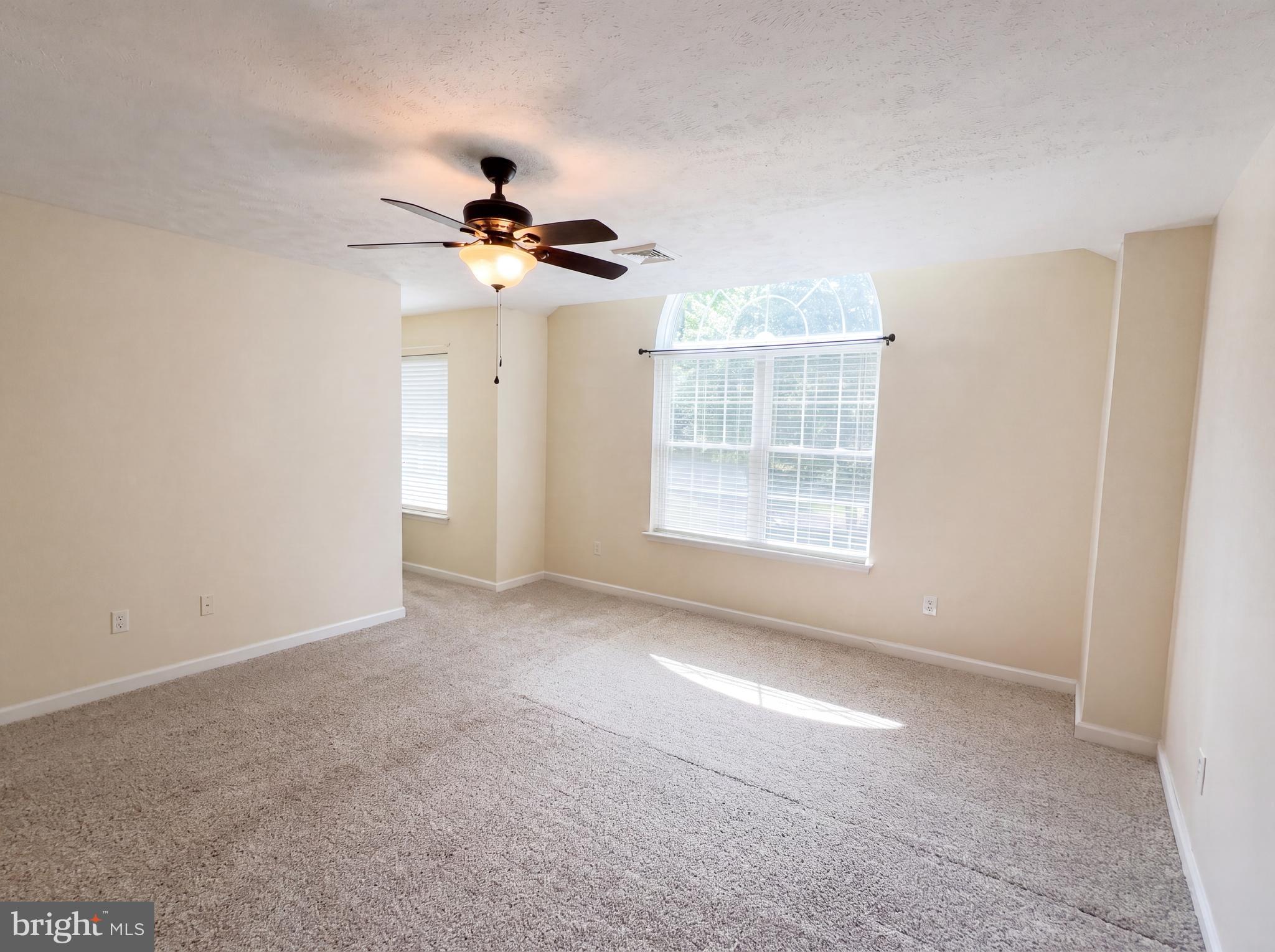 814 CLEARVIEW DRIVE