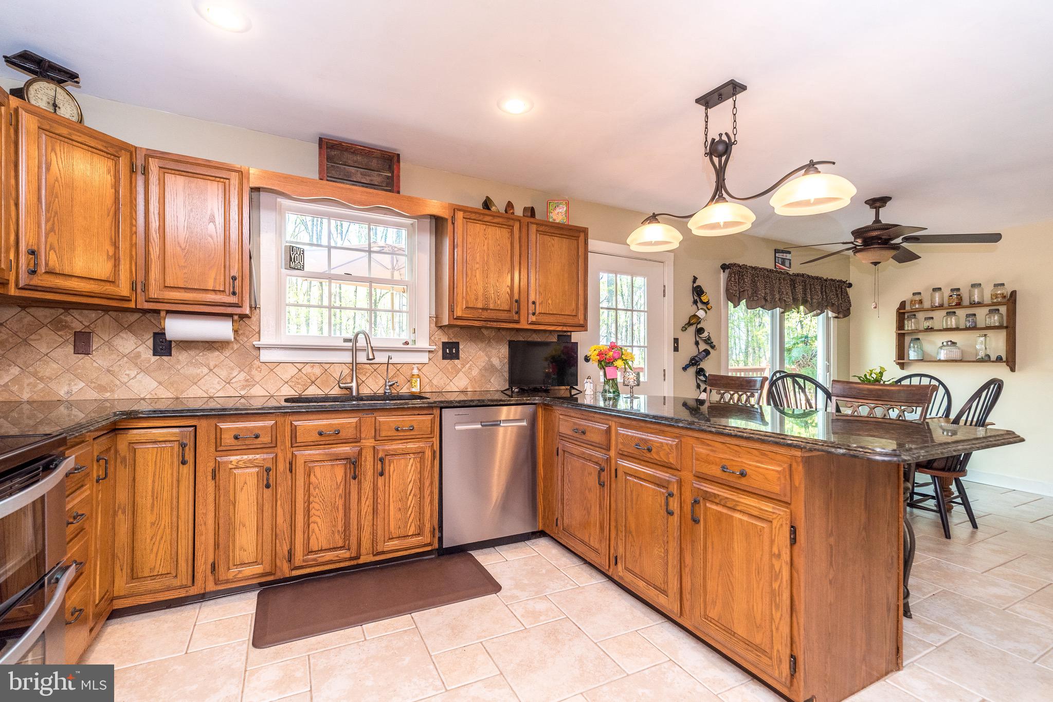 WHISPERING WOODS - Residential