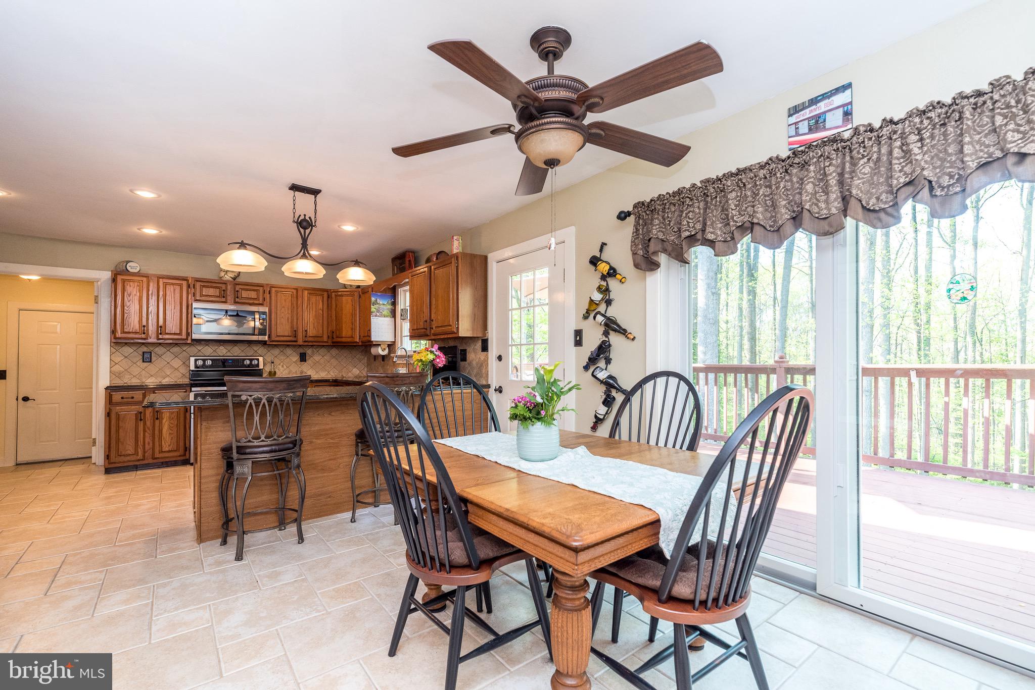 WHISPERING WOODS - Residential