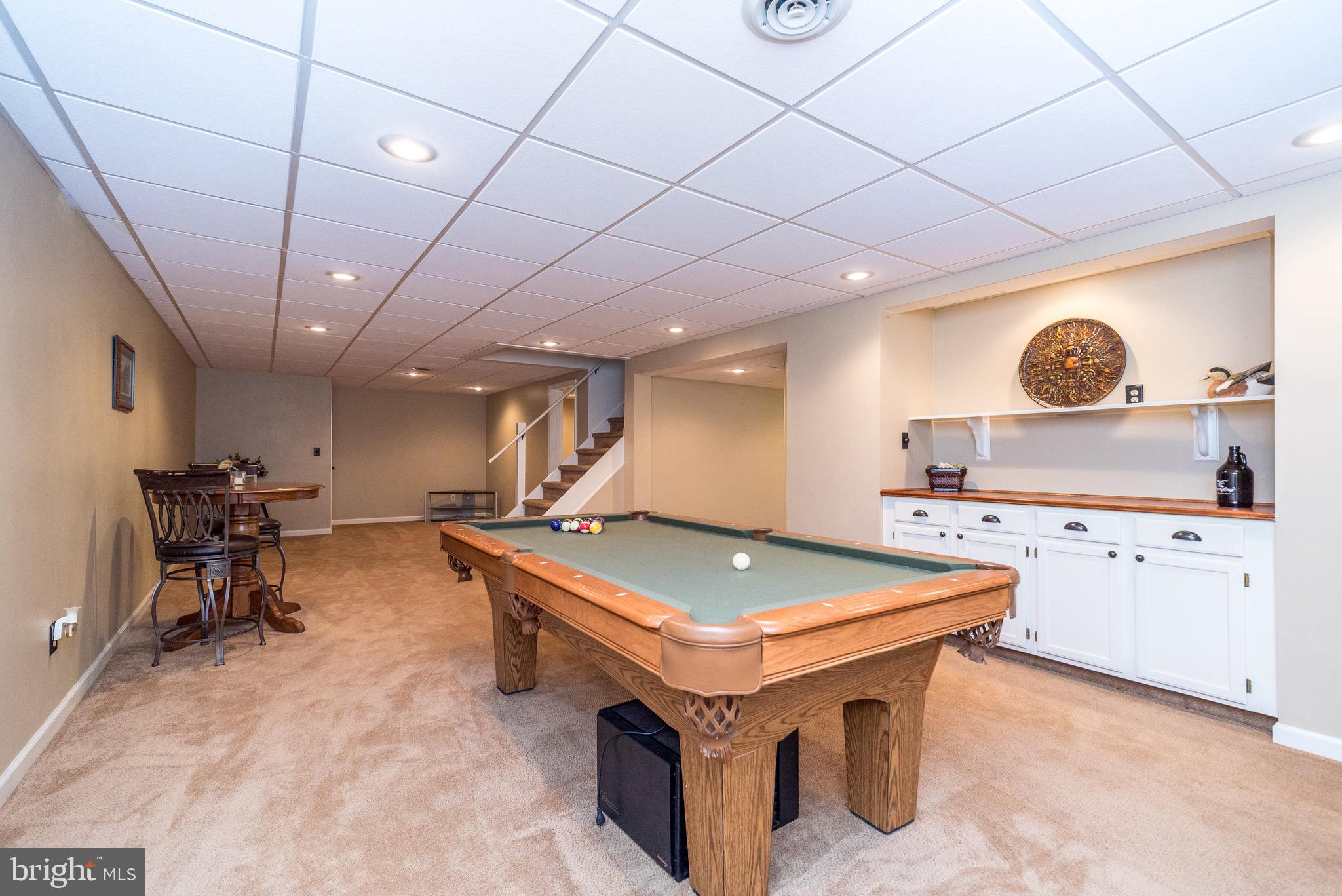 WHISPERING WOODS - Residential