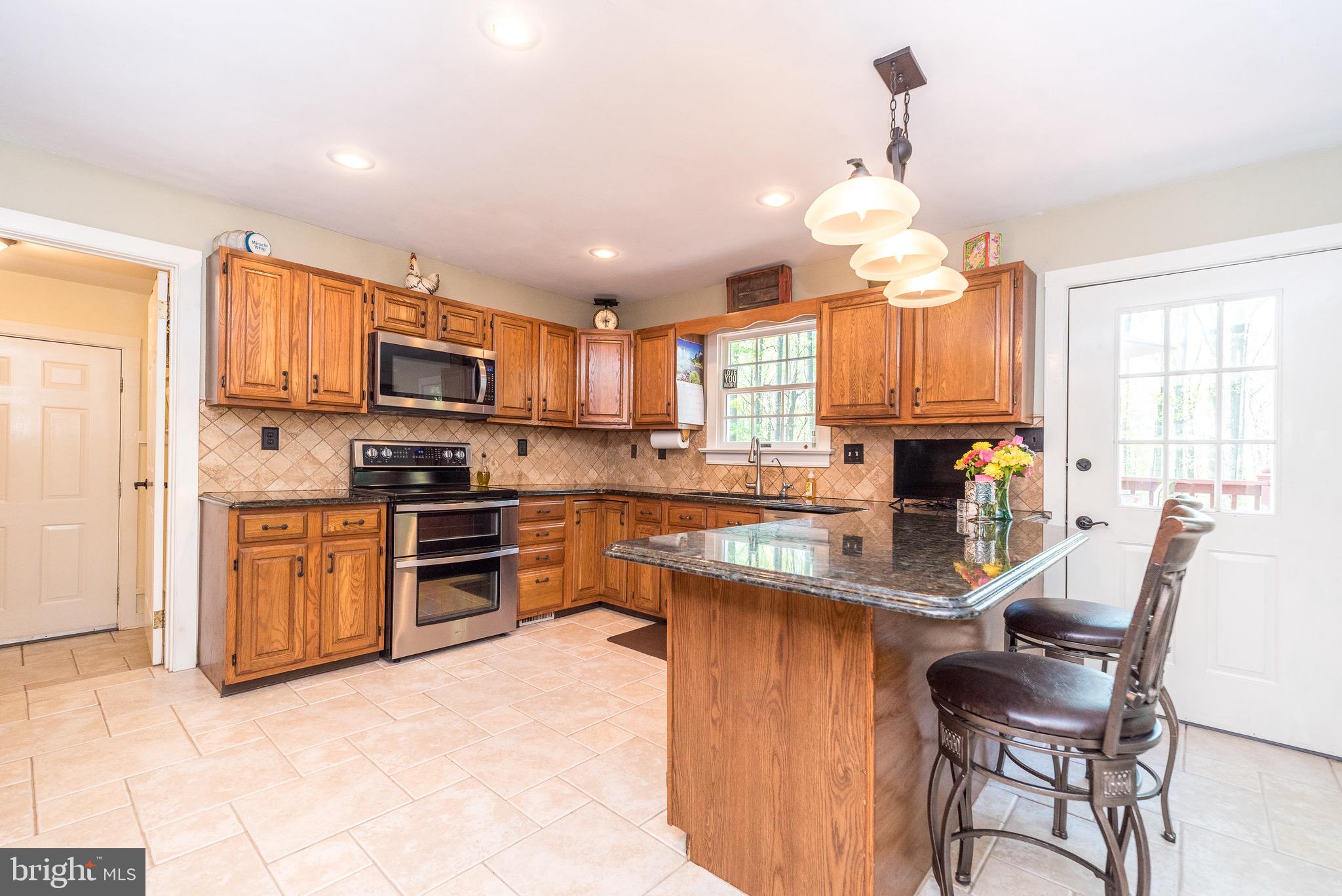 WHISPERING WOODS - Residential