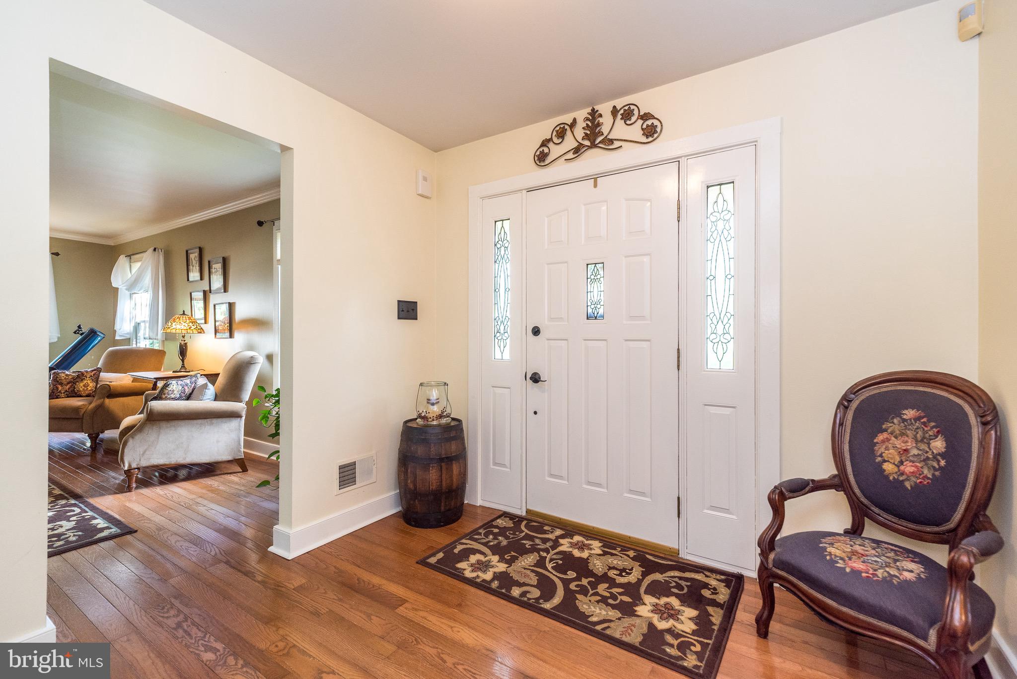 WHISPERING WOODS - Residential