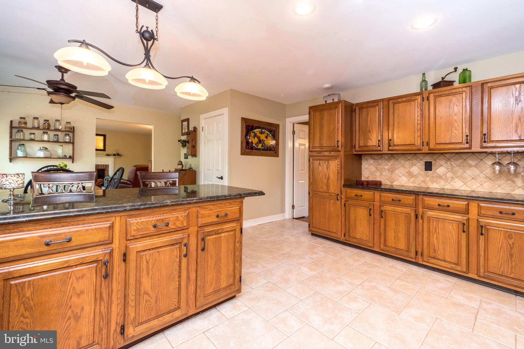 WHISPERING WOODS - Residential