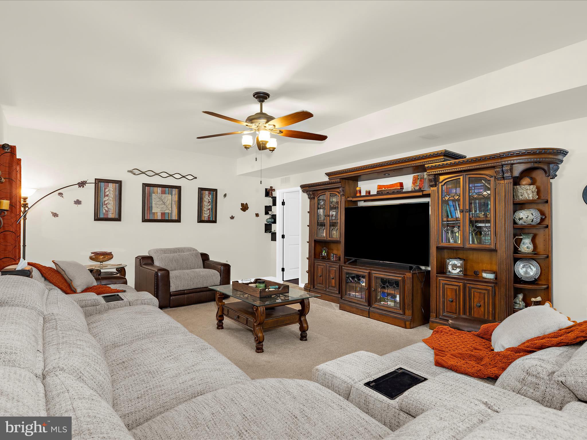 MEDLEY ESTATES - Residential