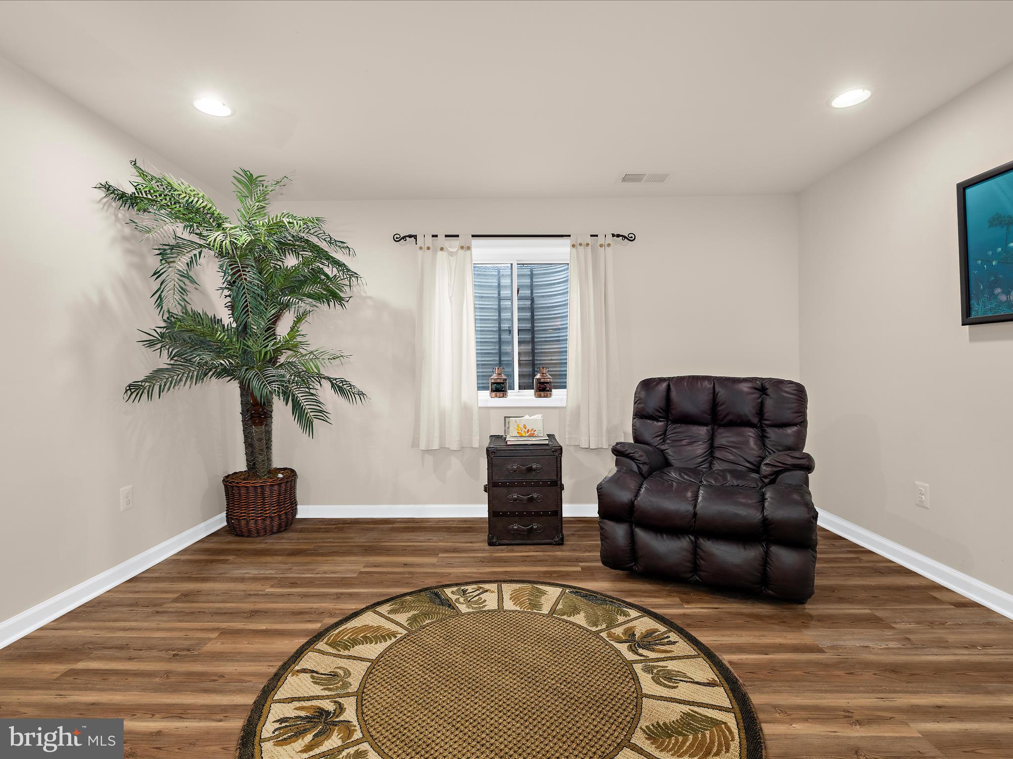 MEDLEY ESTATES - Residential