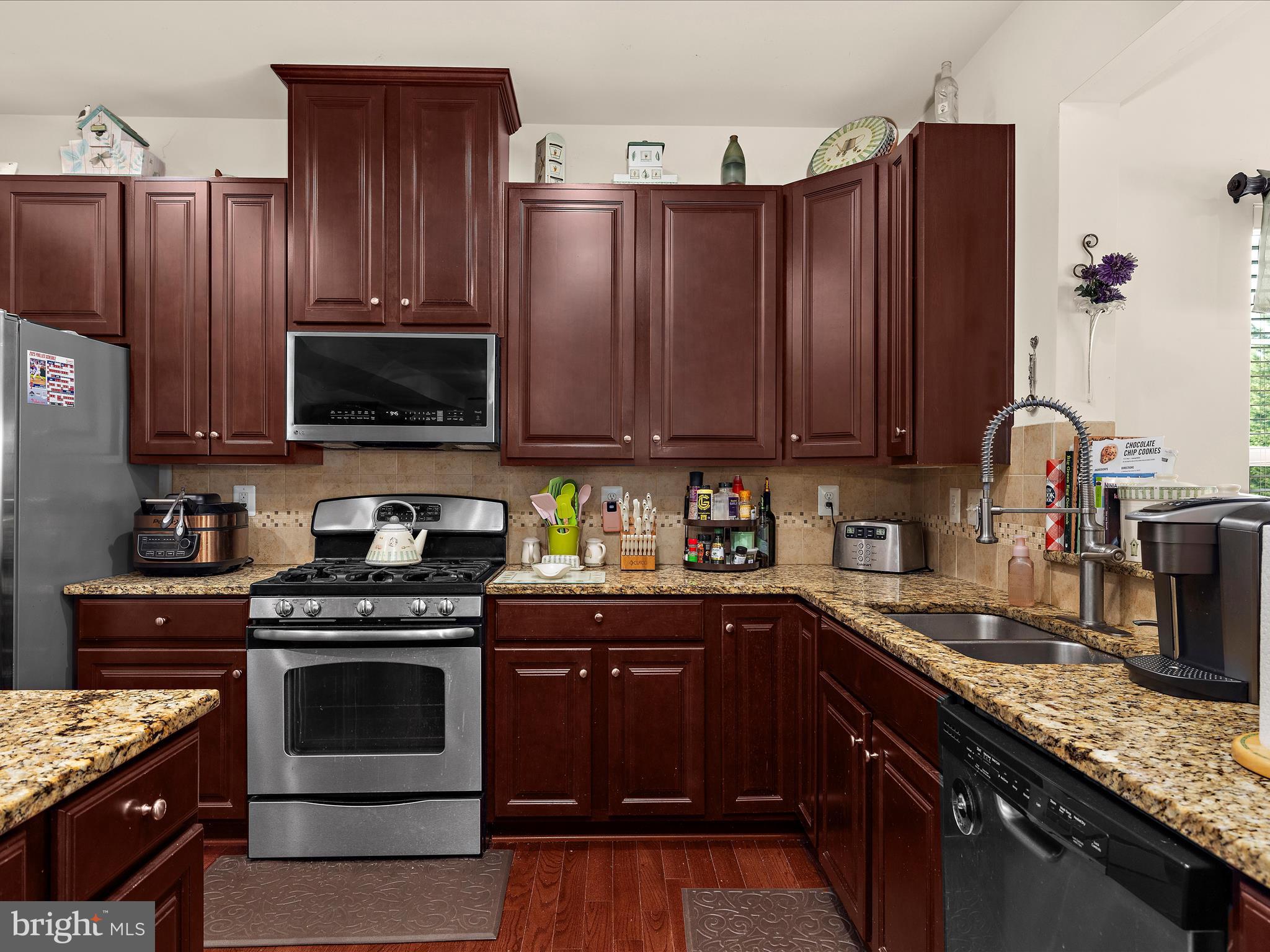 MEDLEY ESTATES - Residential