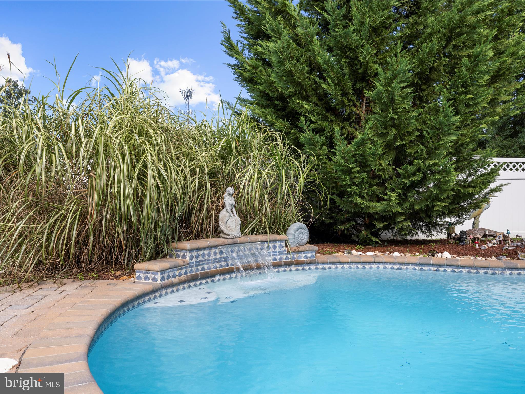 MEDLEY ESTATES - Residential