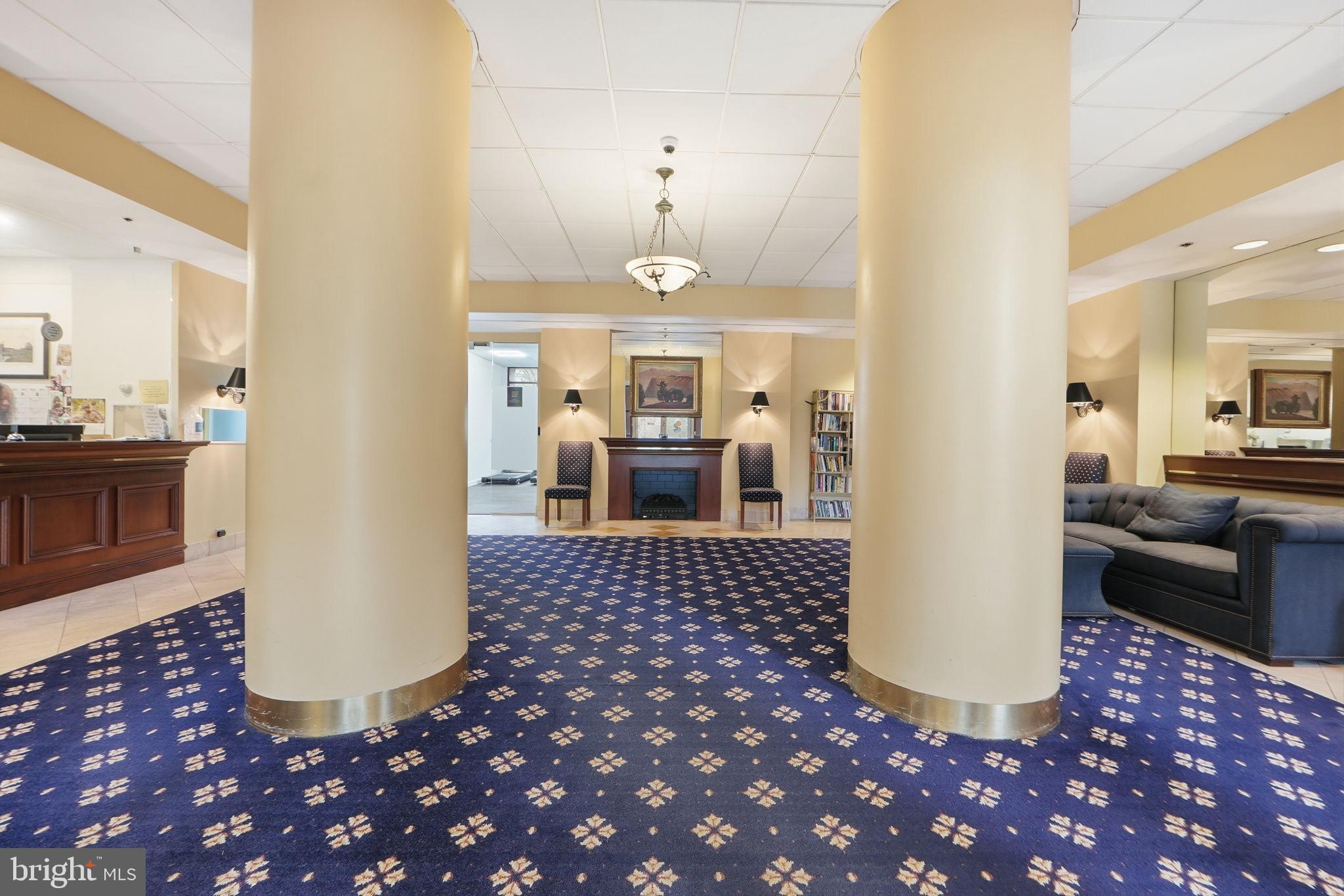 2400 CLARENDON BOULEVARD 711