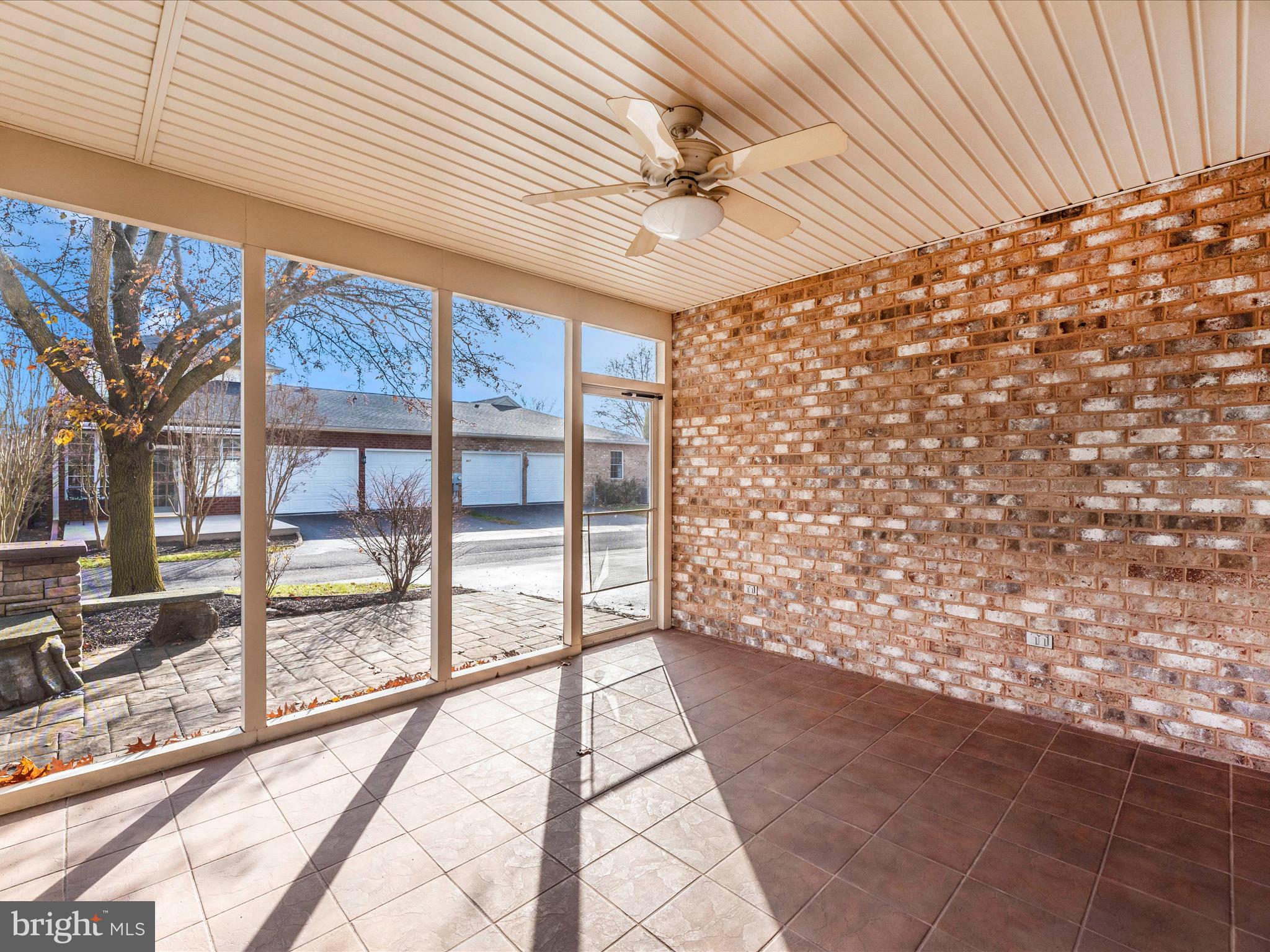 GREENWICH PARK - Residential