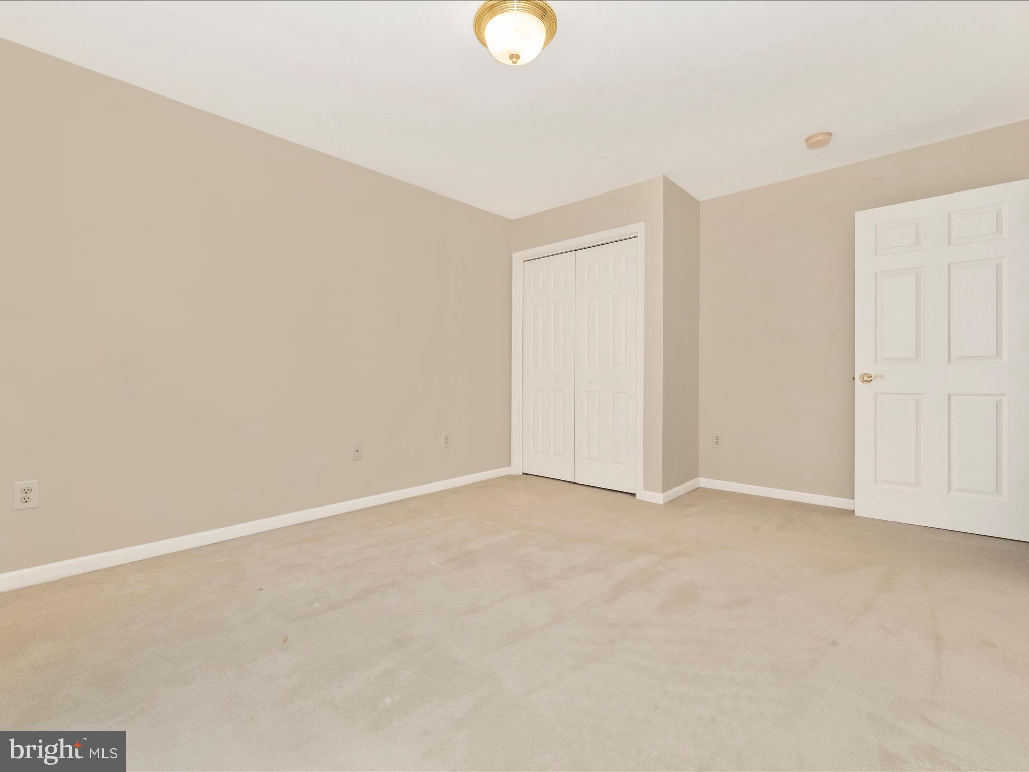 GREENWICH PARK - Residential