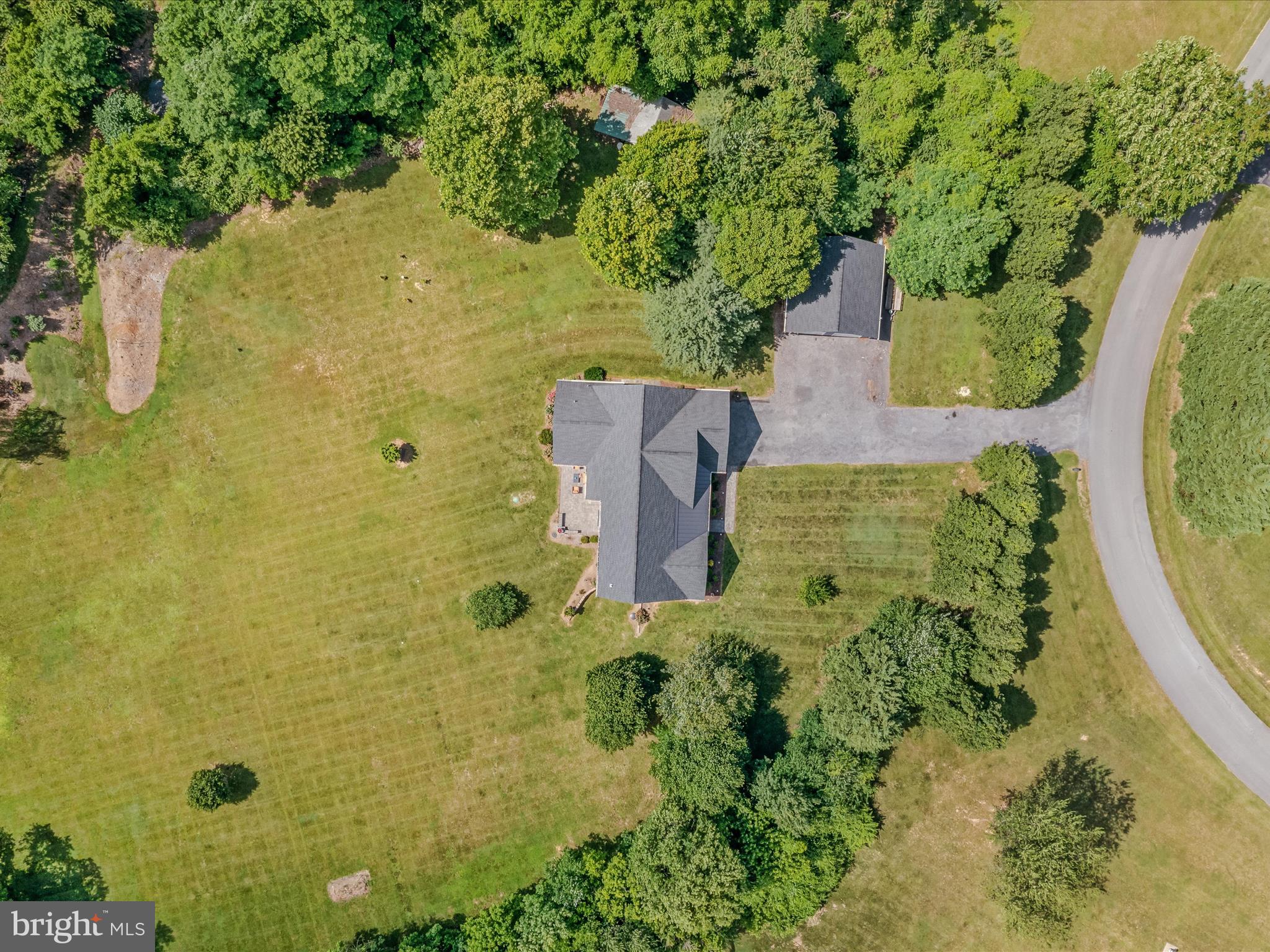 DOGWOOD MANOR - Residential