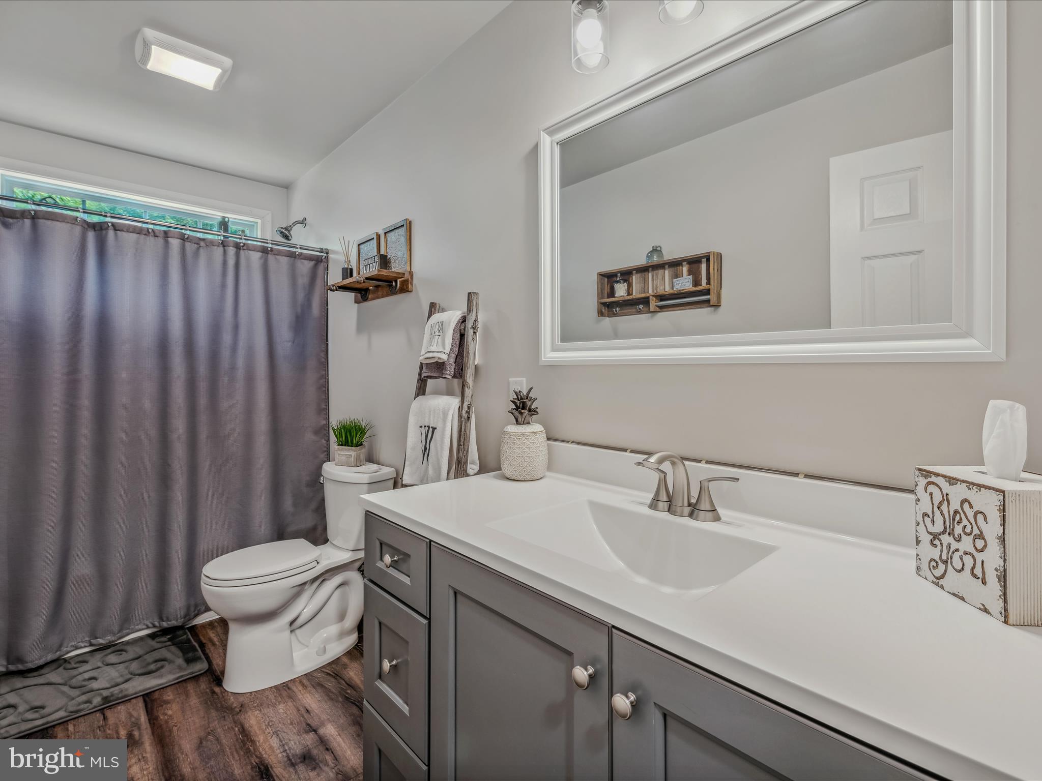 DOGWOOD MANOR - Residential