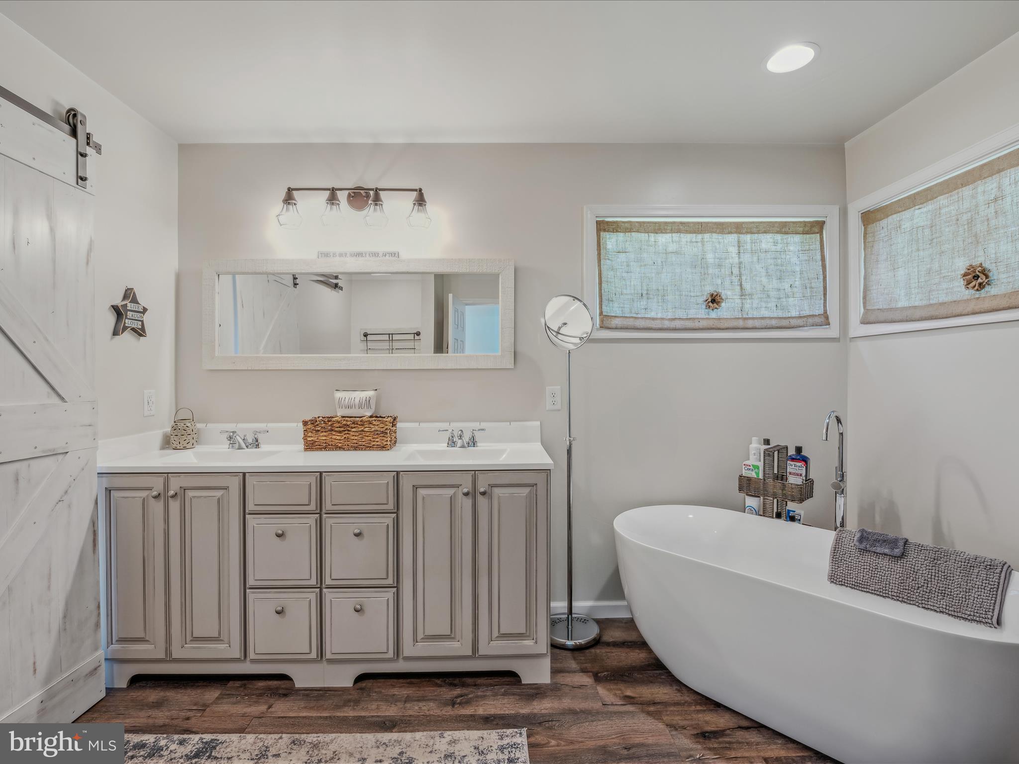 DOGWOOD MANOR - Residential