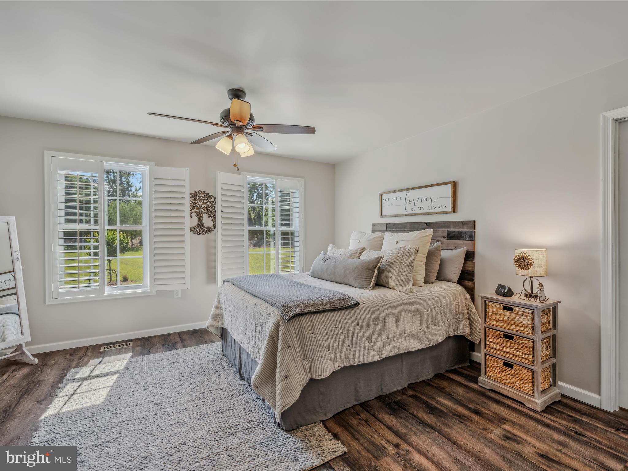 DOGWOOD MANOR - Residential