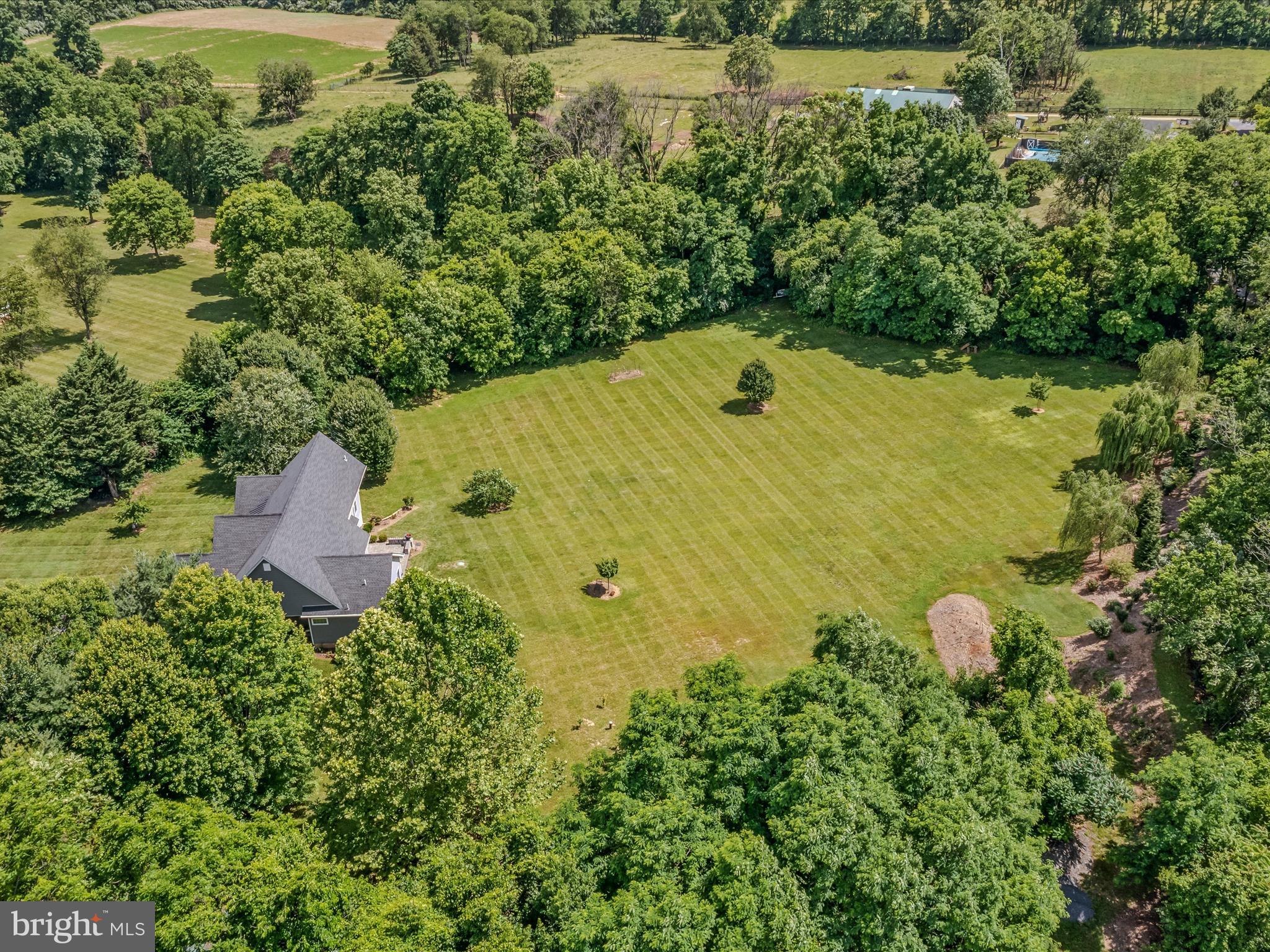 DOGWOOD MANOR - Residential