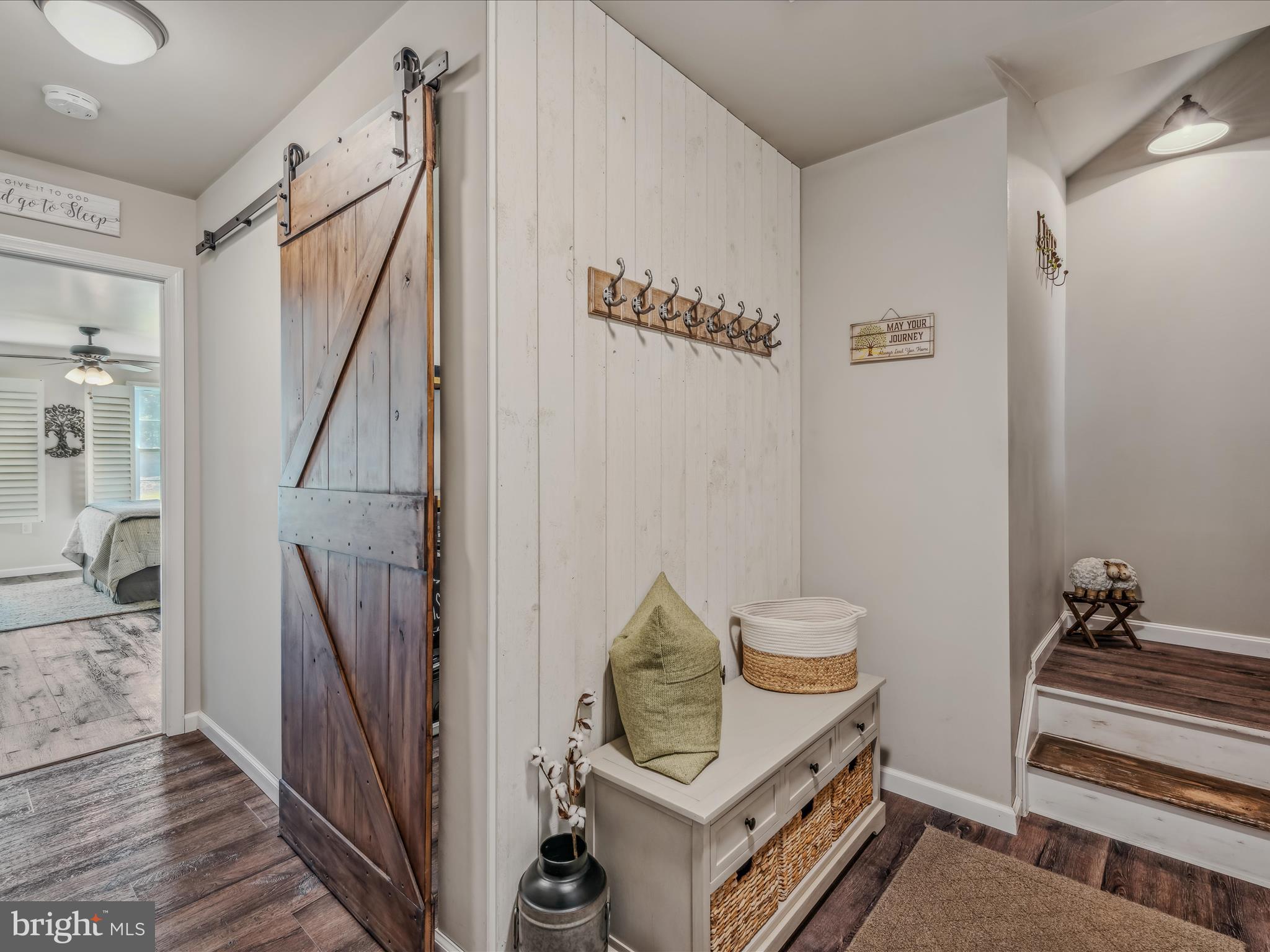 DOGWOOD MANOR - Residential