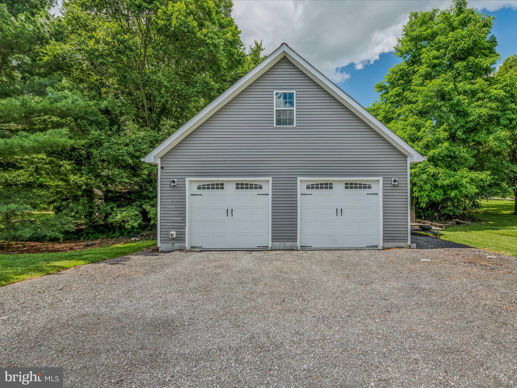 DOGWOOD MANOR - Residential