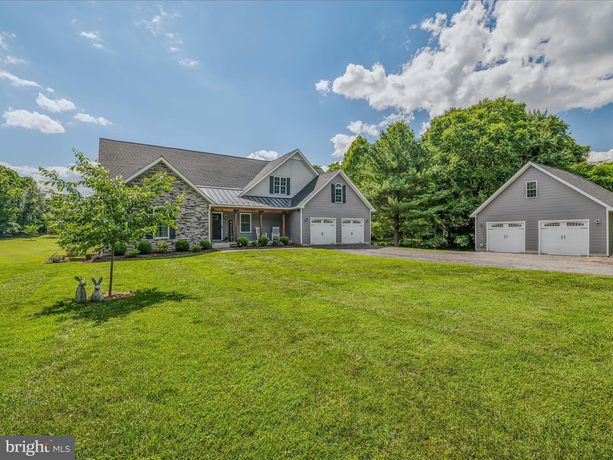 DOGWOOD MANOR - Residential