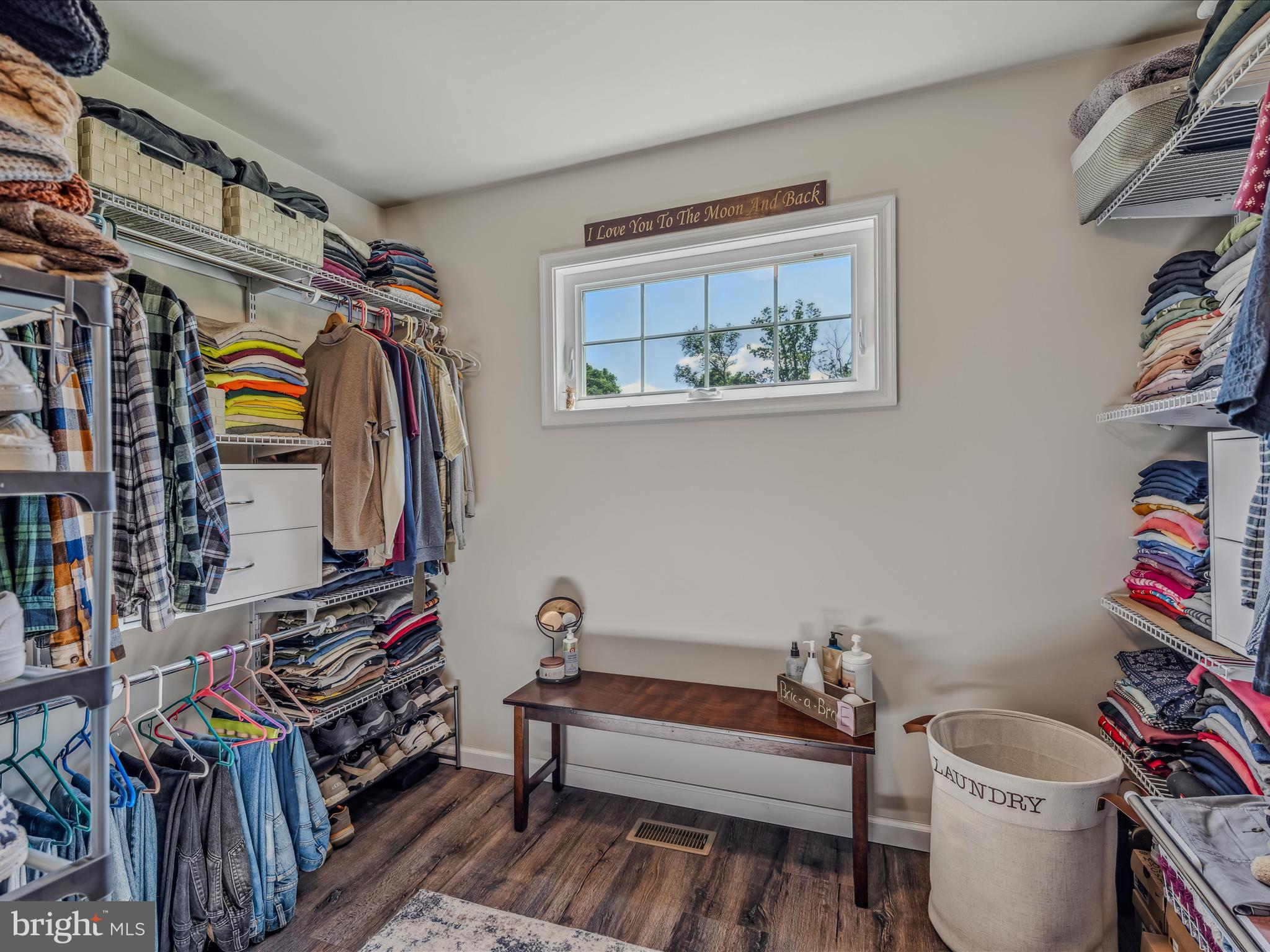 DOGWOOD MANOR - Residential