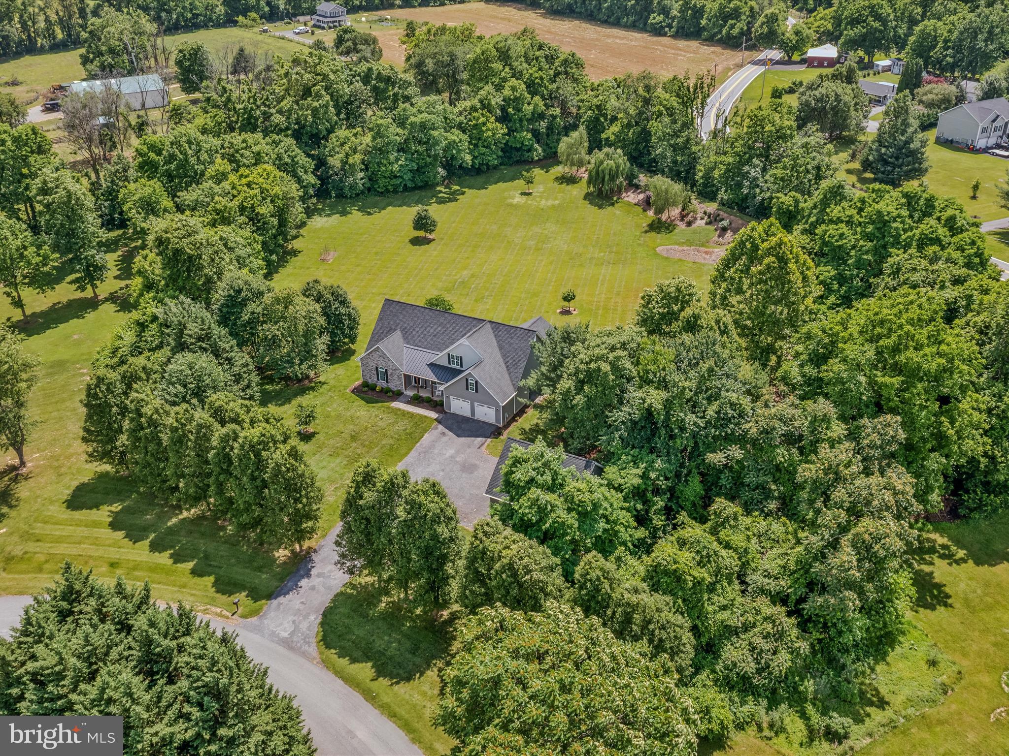 DOGWOOD MANOR - Residential