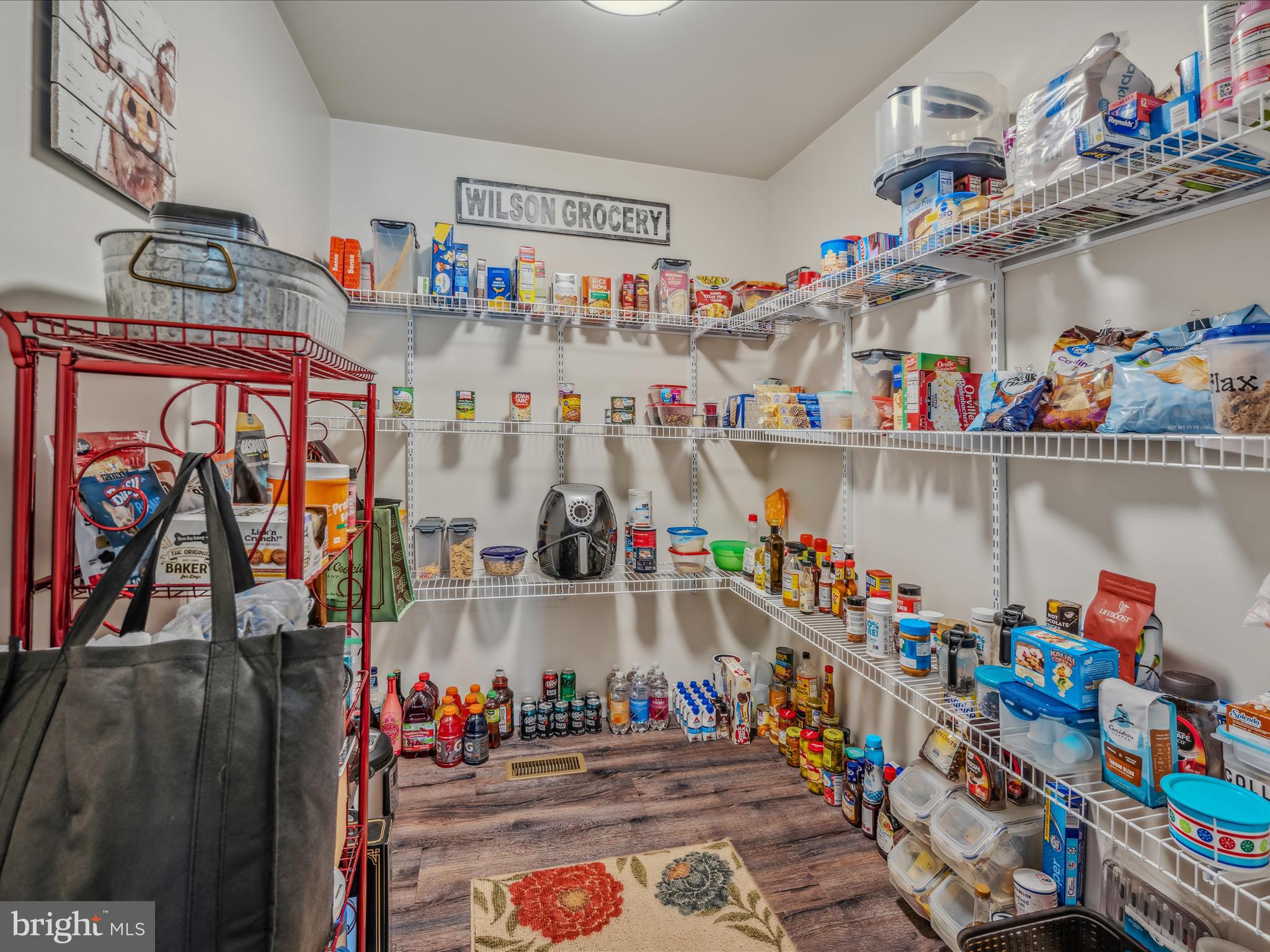 DOGWOOD MANOR - Residential