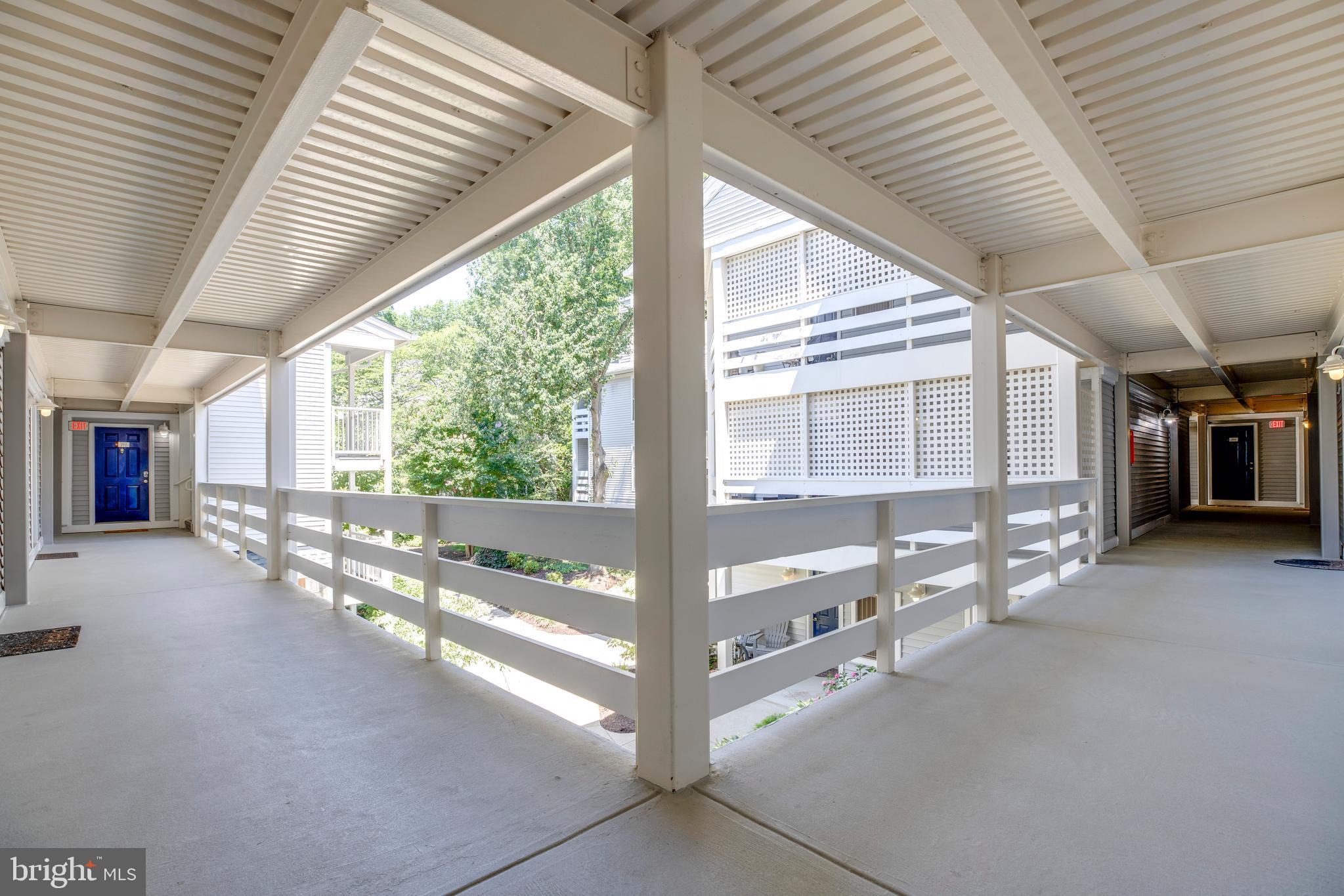 FOUR WINDS AT OAKTON - Residential