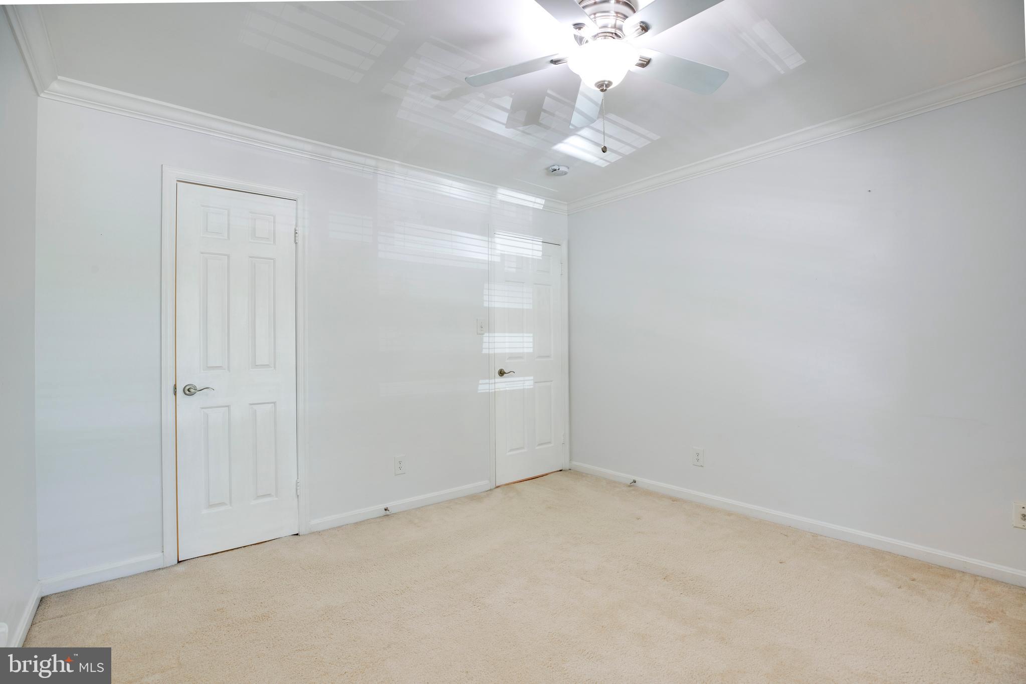 FOUR WINDS AT OAKTON - Residential