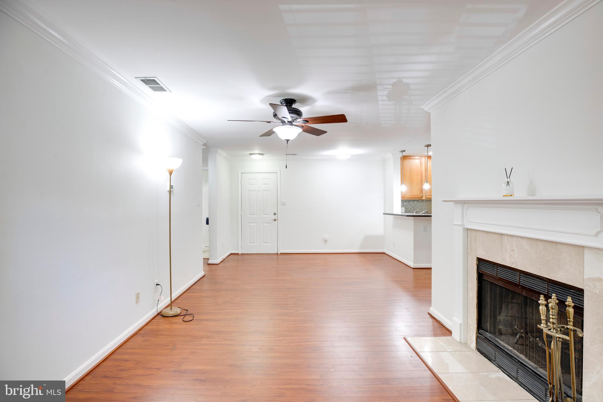 FOUR WINDS AT OAKTON - Residential