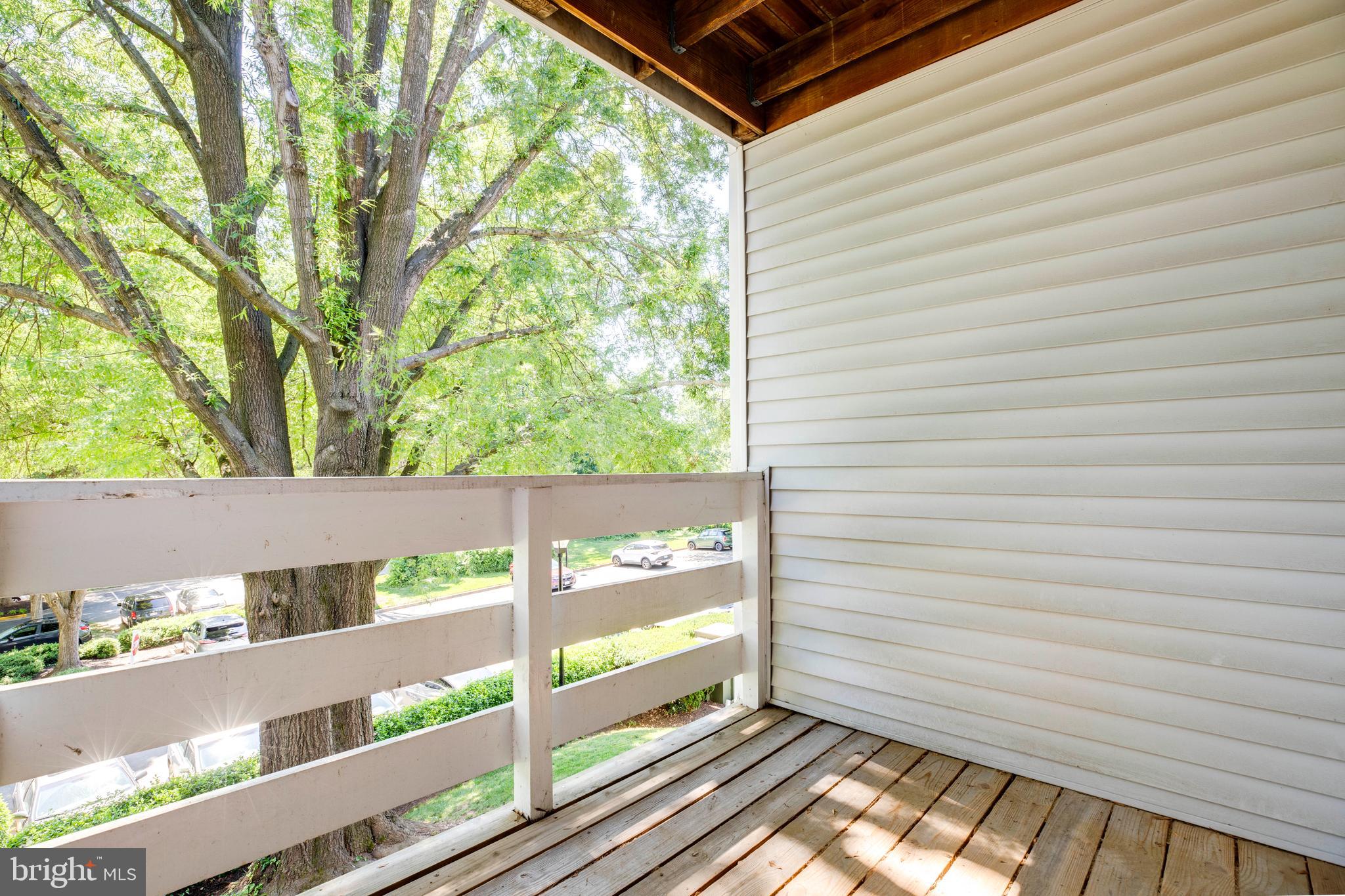 FOUR WINDS AT OAKTON - Residential