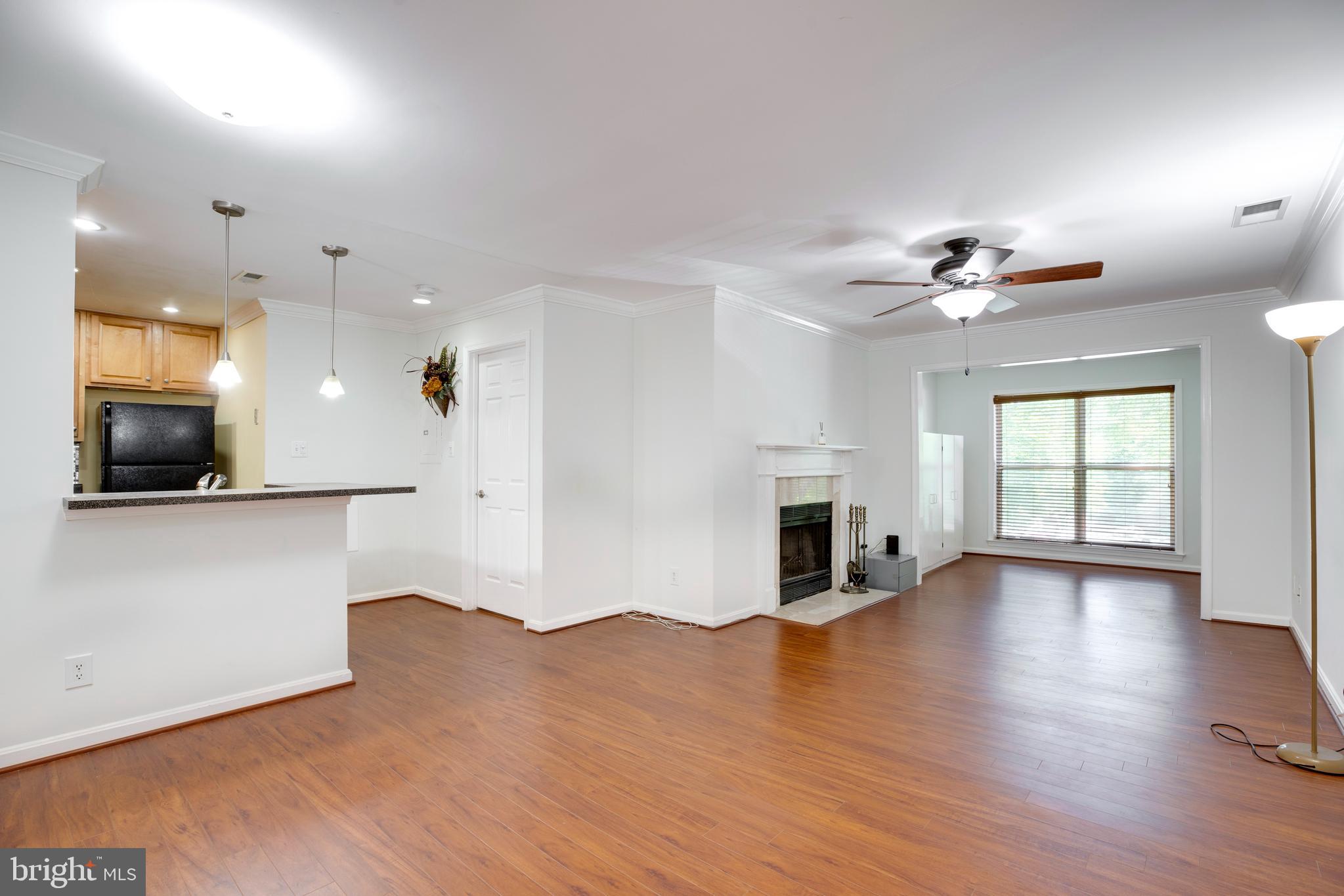 FOUR WINDS AT OAKTON - Residential