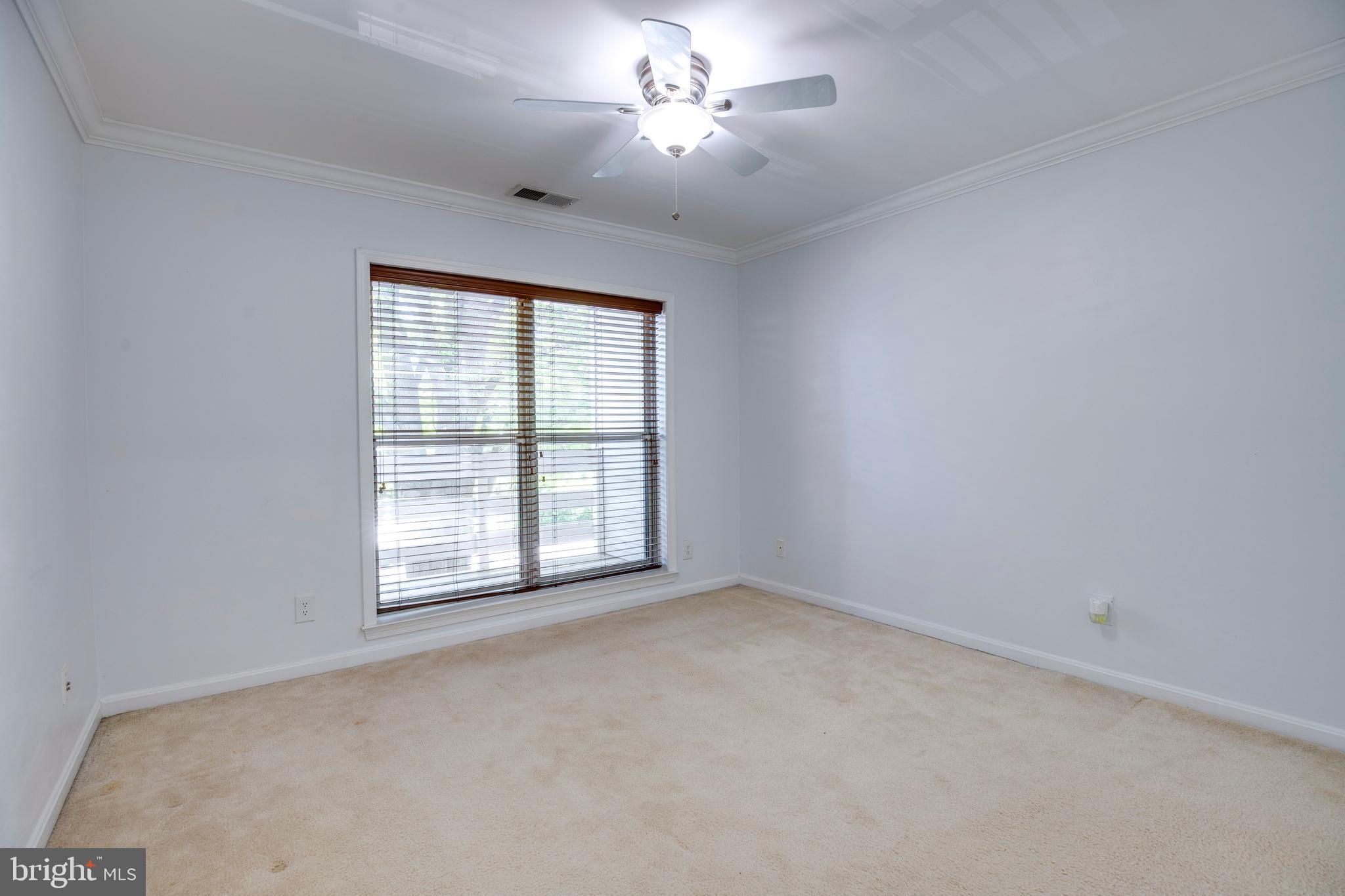 FOUR WINDS AT OAKTON - Residential