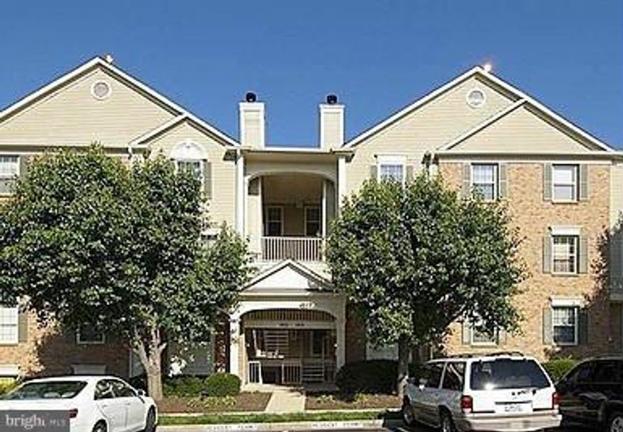 Beautiful 2BR/2BA condo near MOSAIC DISTRICT & Dunn Loring METRO.  Great back yard.  Light Filled. Large Kitchen. Patio. Walk in closets. Fireplace with marble & detailed molding. Separate Laundry Room. 2 Parking Spots plus Off Street Parking. Location, Location, Location.