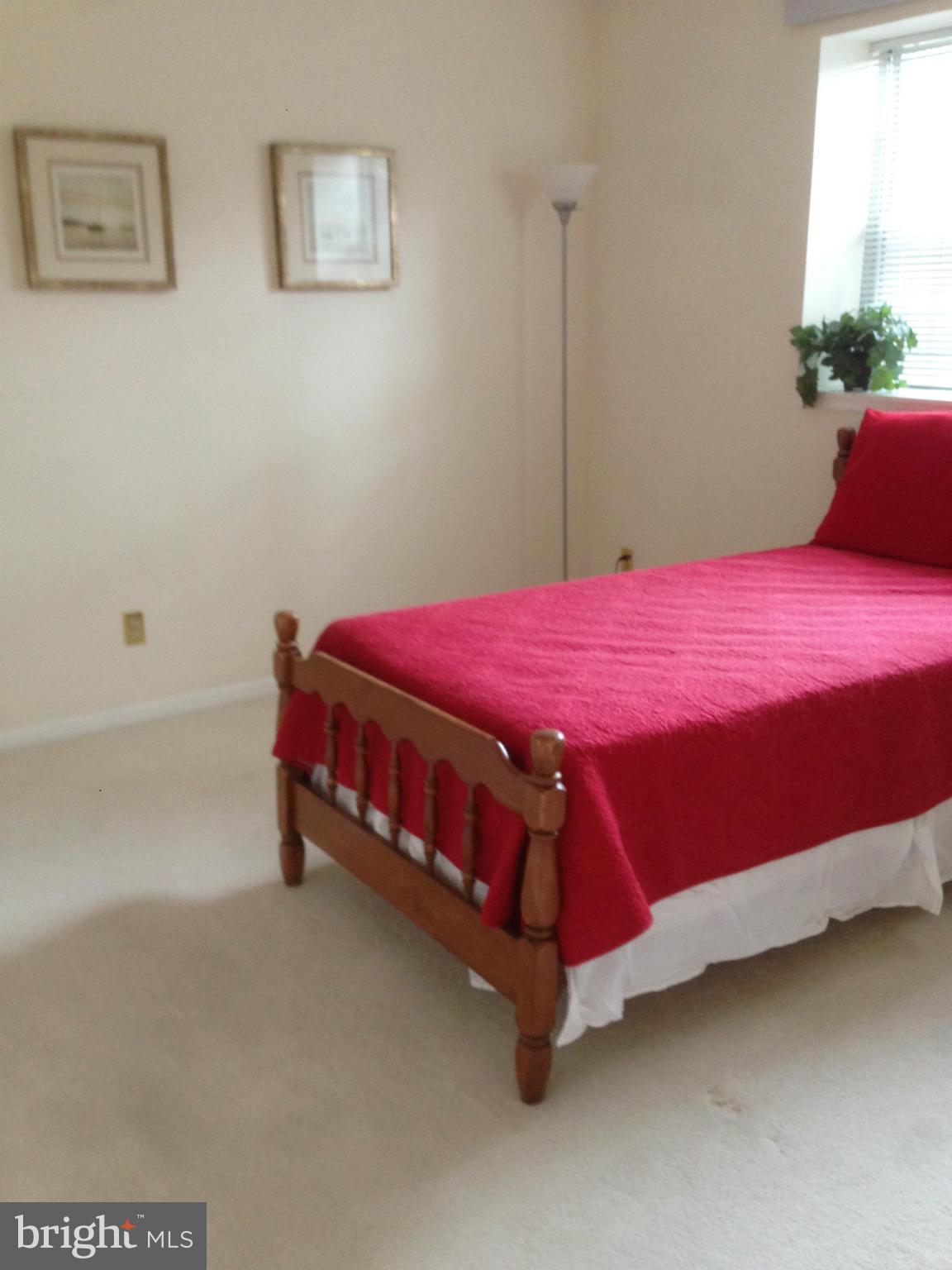 LEE LANDING - Residential Lease