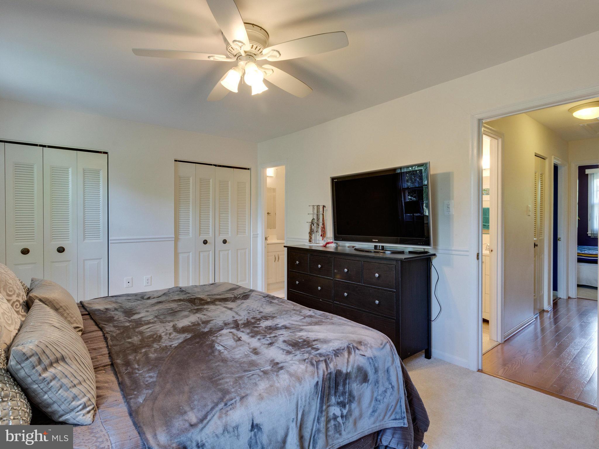 LAKEPOINTE - Residential