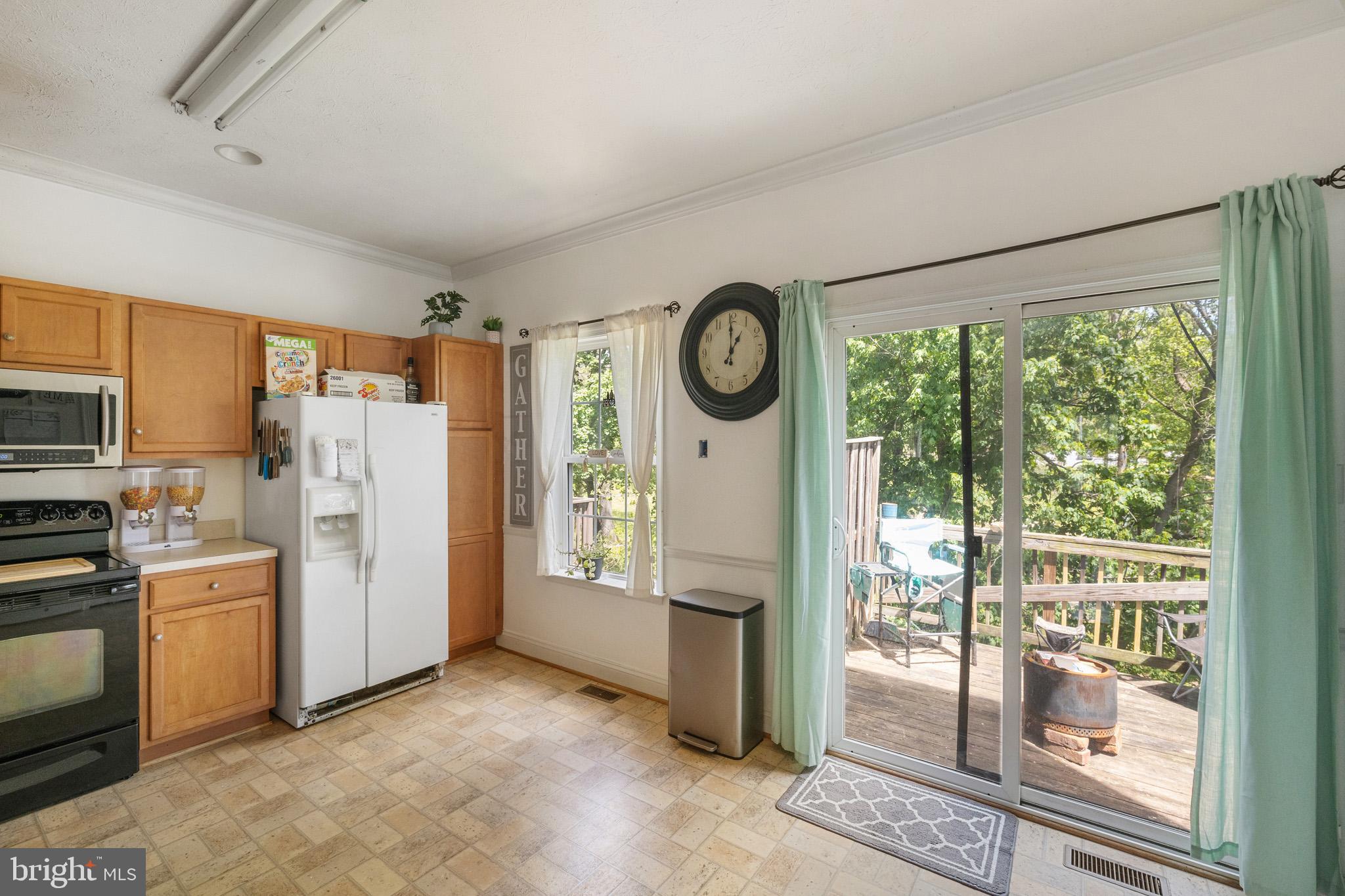 TOMS BROOK CREEK - Residential