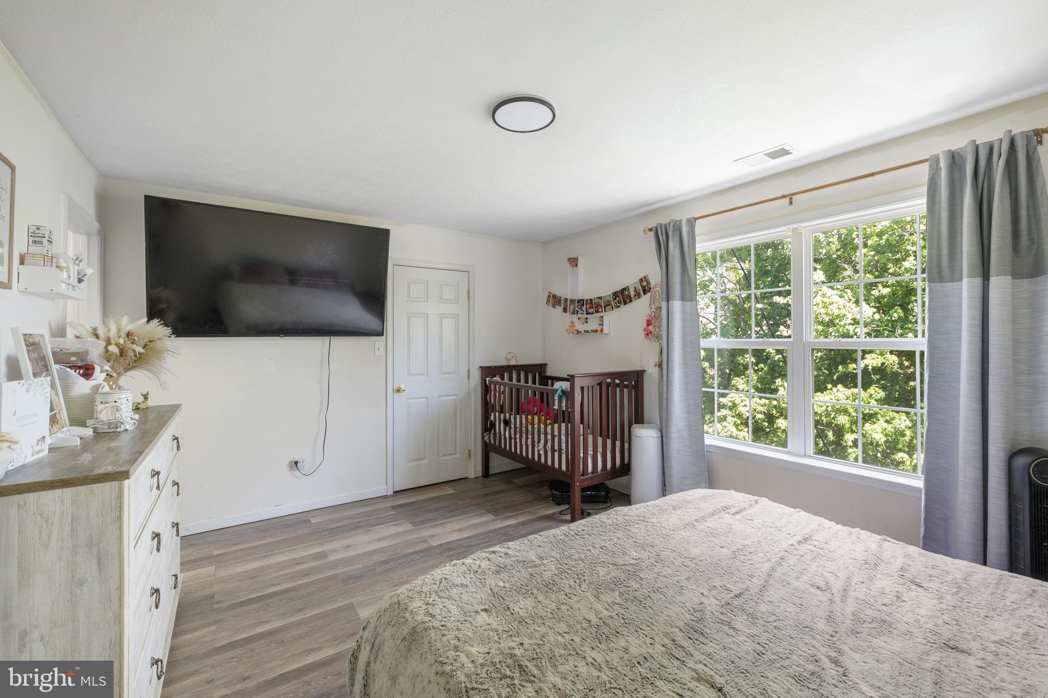 TOMS BROOK CREEK - Residential