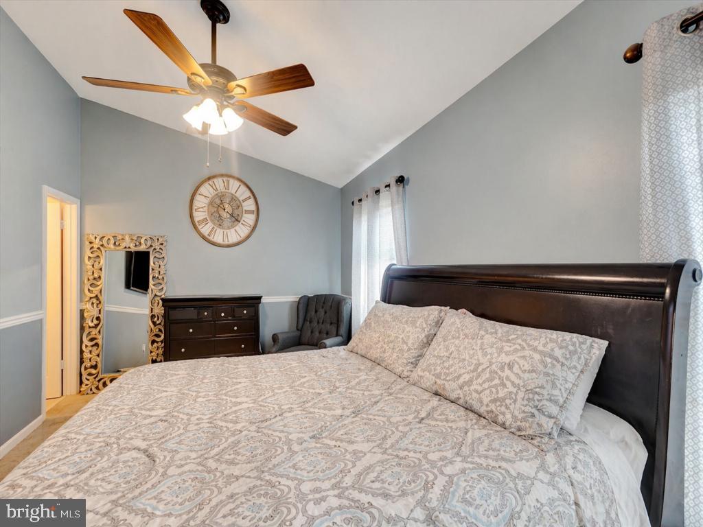 SUBURBIA/VILLAGE OF TIMBER GROVE - Residential