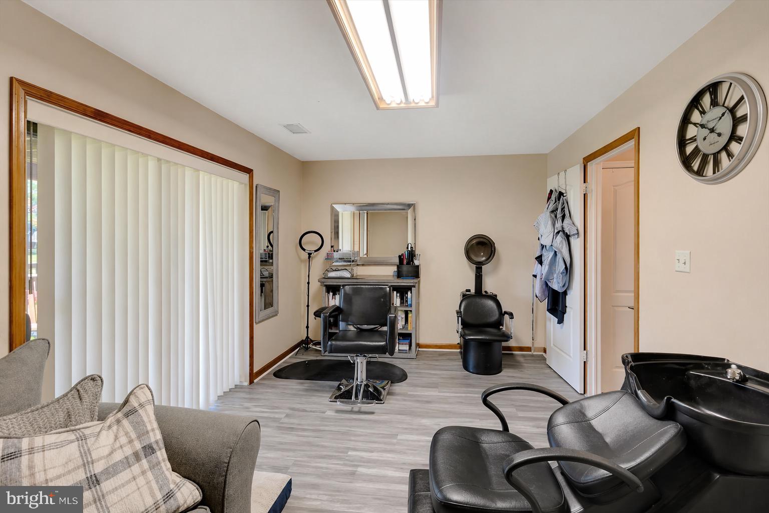 SUBURBIA/VILLAGE OF TIMBER GROVE - Residential