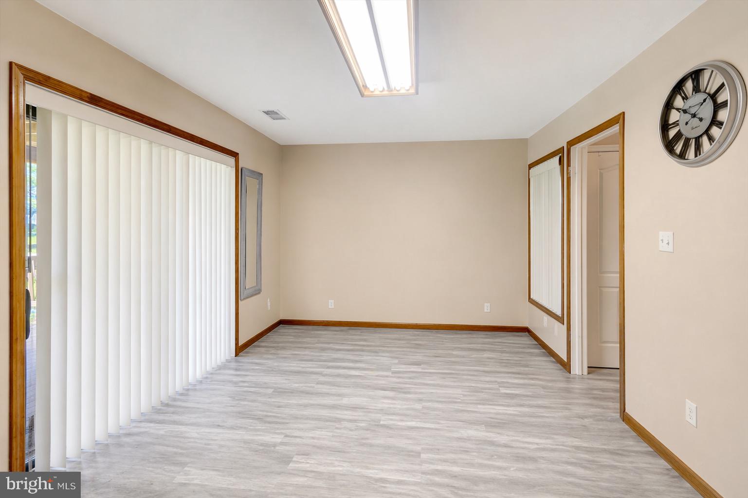 SUBURBIA/VILLAGE OF TIMBER GROVE - Residential