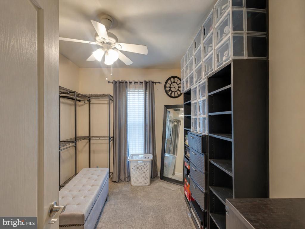 SUBURBIA/VILLAGE OF TIMBER GROVE - Residential