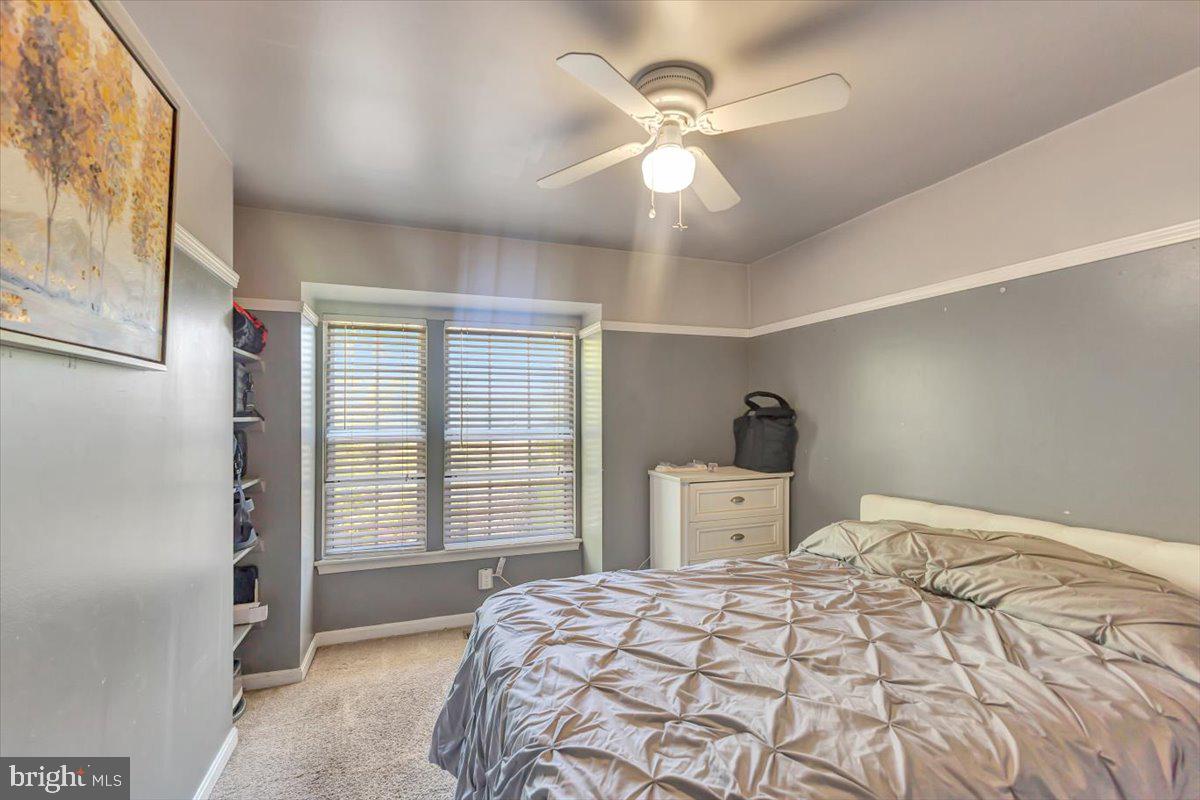 SUBURBIA/VILLAGE OF TIMBER GROVE - Residential