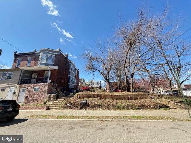 FERN ROCK - Residential