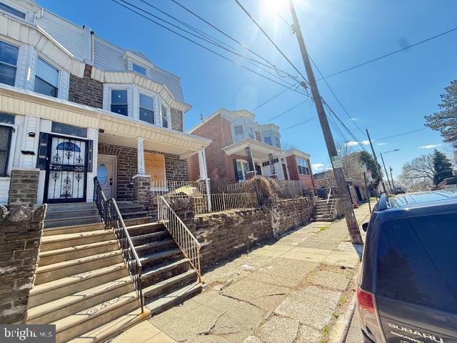 FERN ROCK - Residential