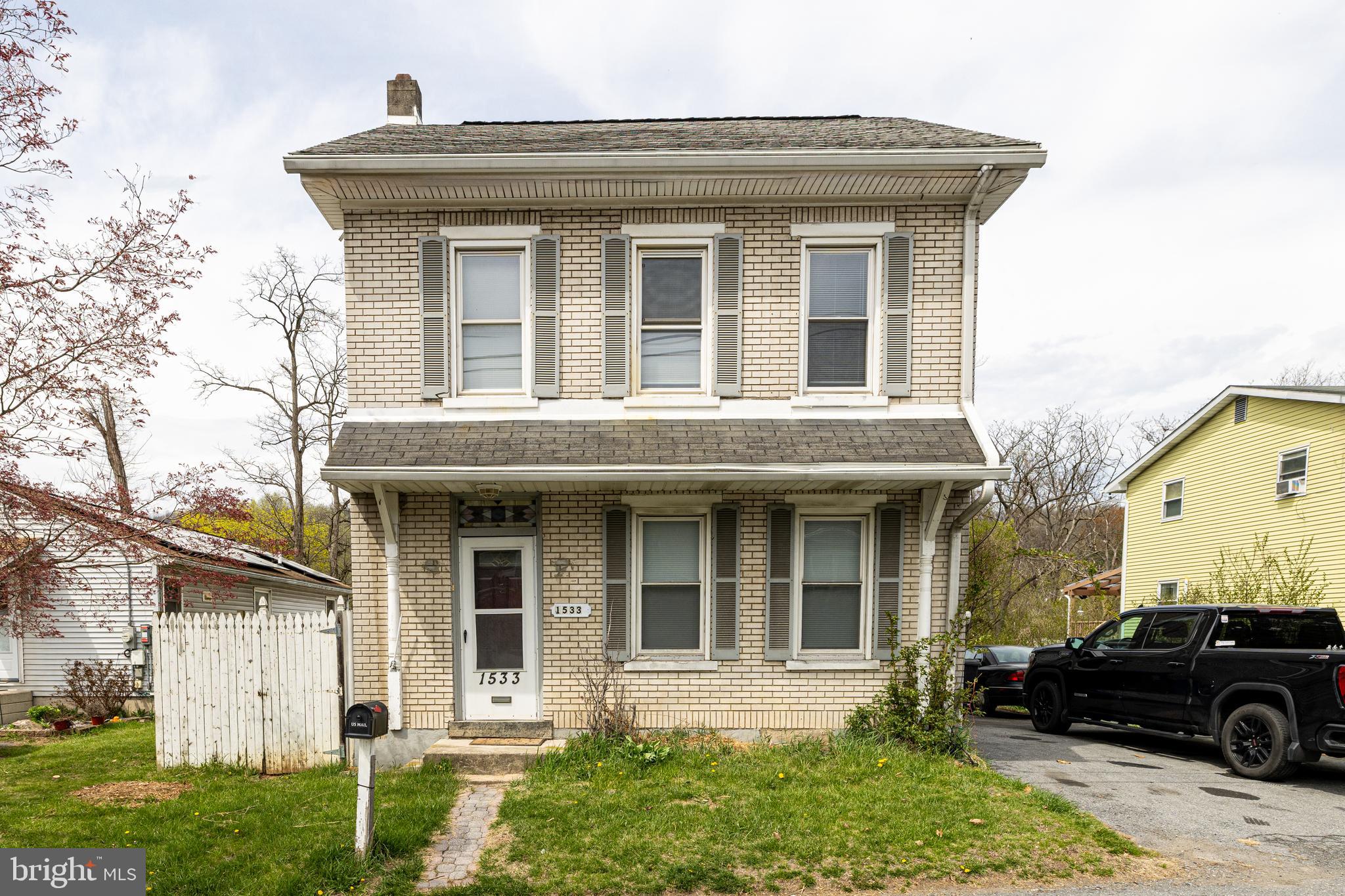 SOUTH ALLENTOWN - Residential
